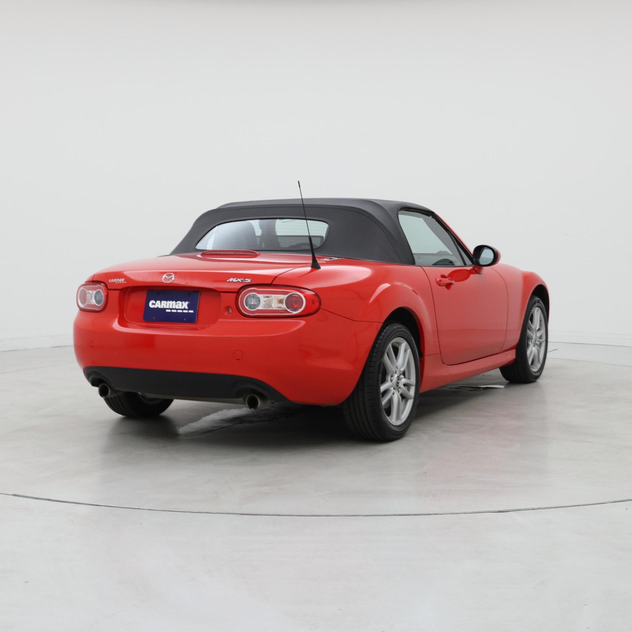 Thumbnail: 2014 Mazda MX-5 Miata - 8