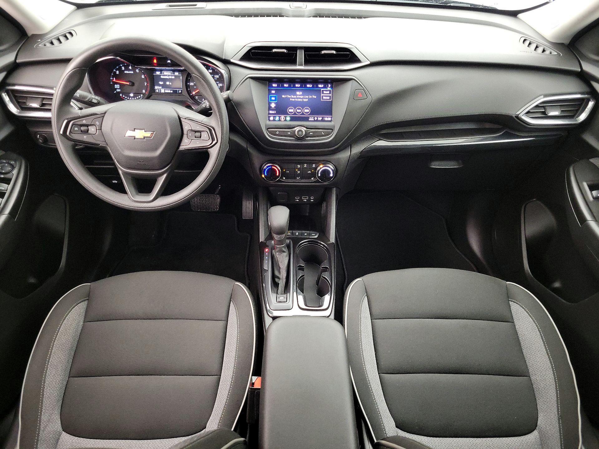 Thumbnail: 2023 Chevrolet TrailBlazer - 9