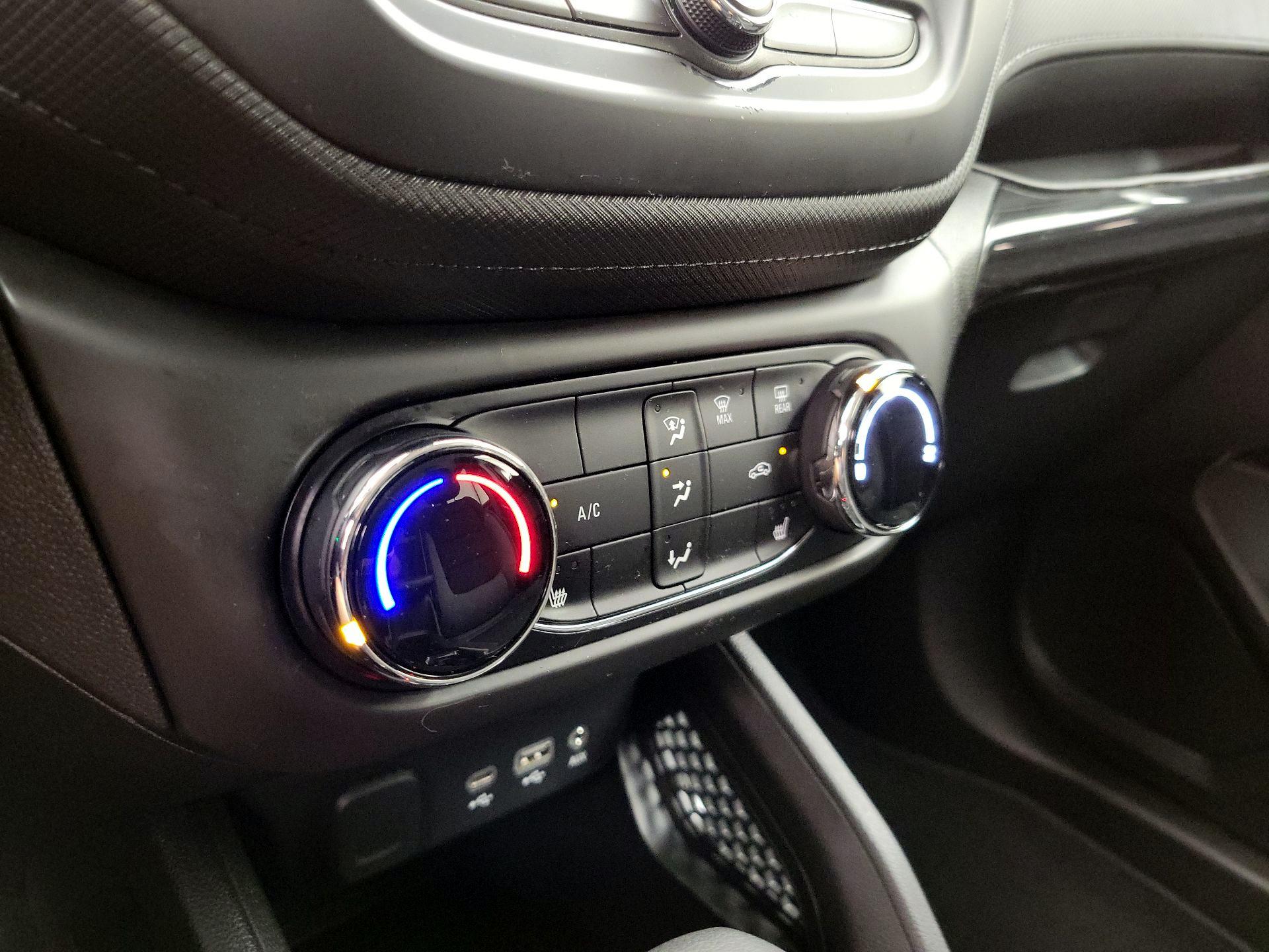 Thumbnail: 2023 Chevrolet TrailBlazer - 16
