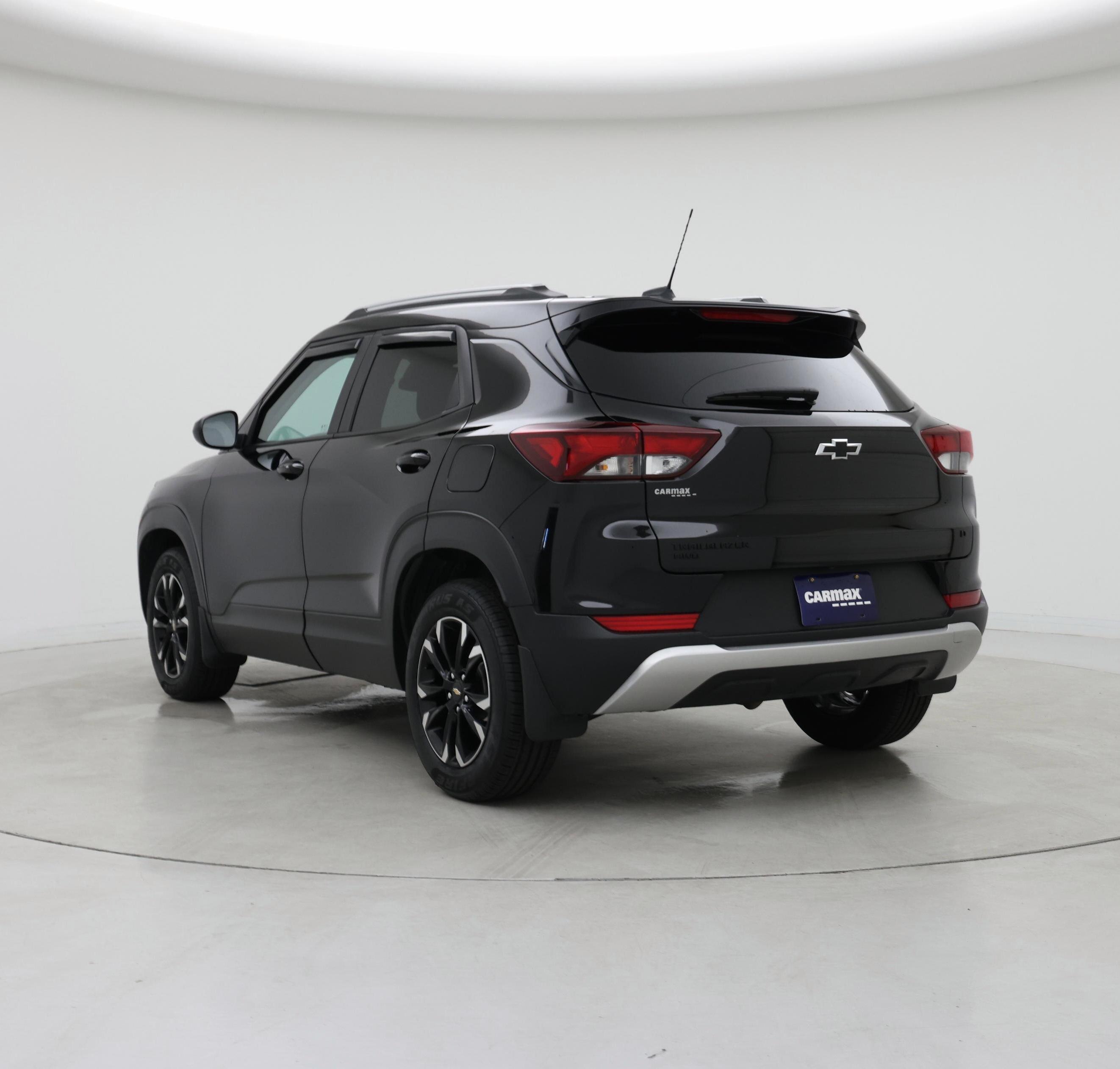 Thumbnail: 2023 Chevrolet TrailBlazer - 2