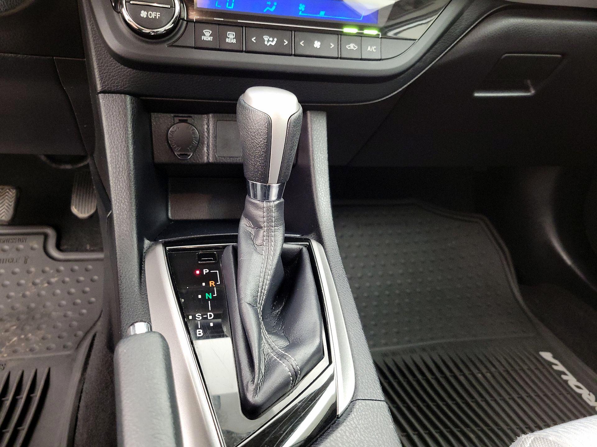 Thumbnail: 2016 Toyota Corolla - 17