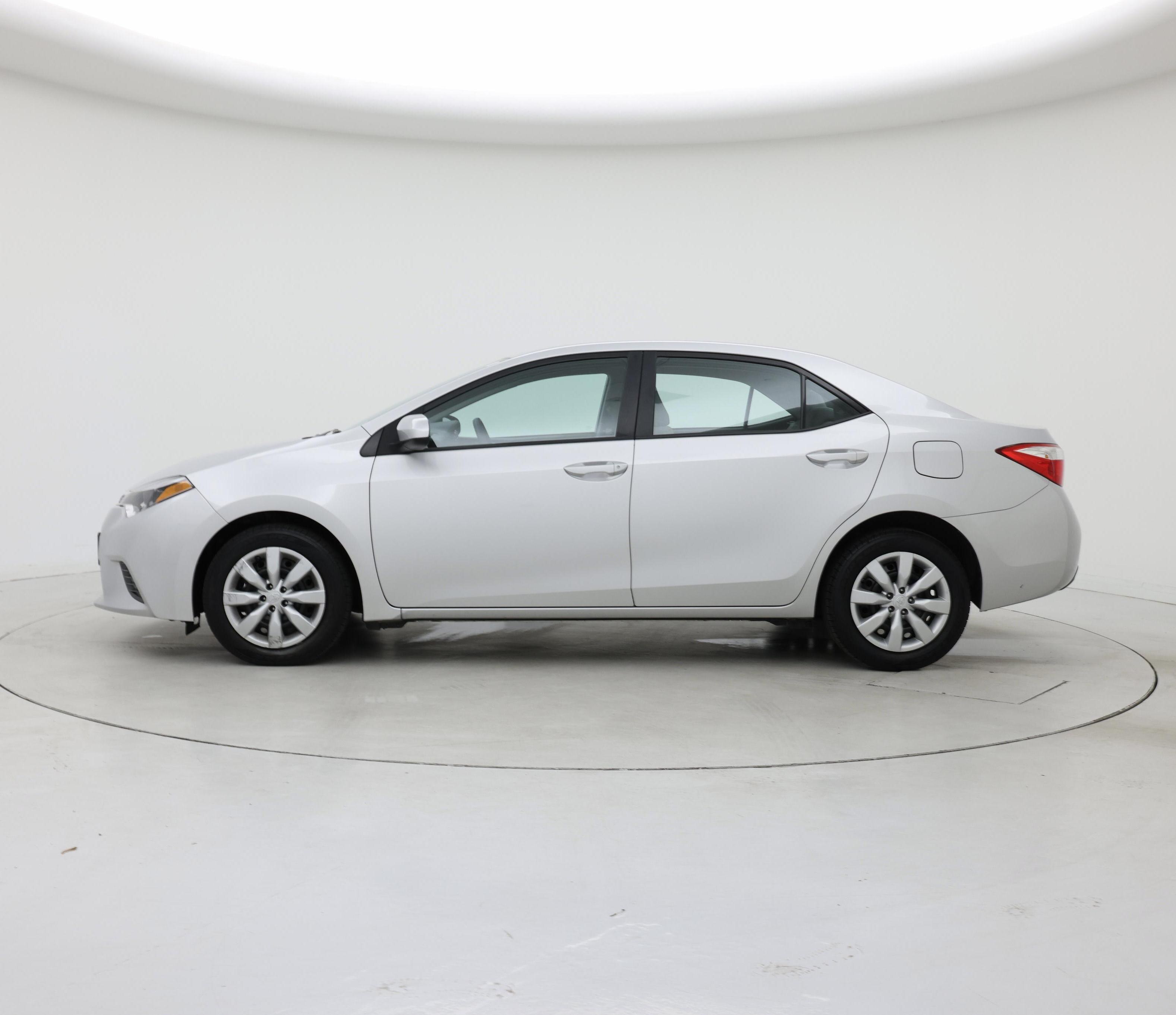 Thumbnail: 2016 Toyota Corolla - 3