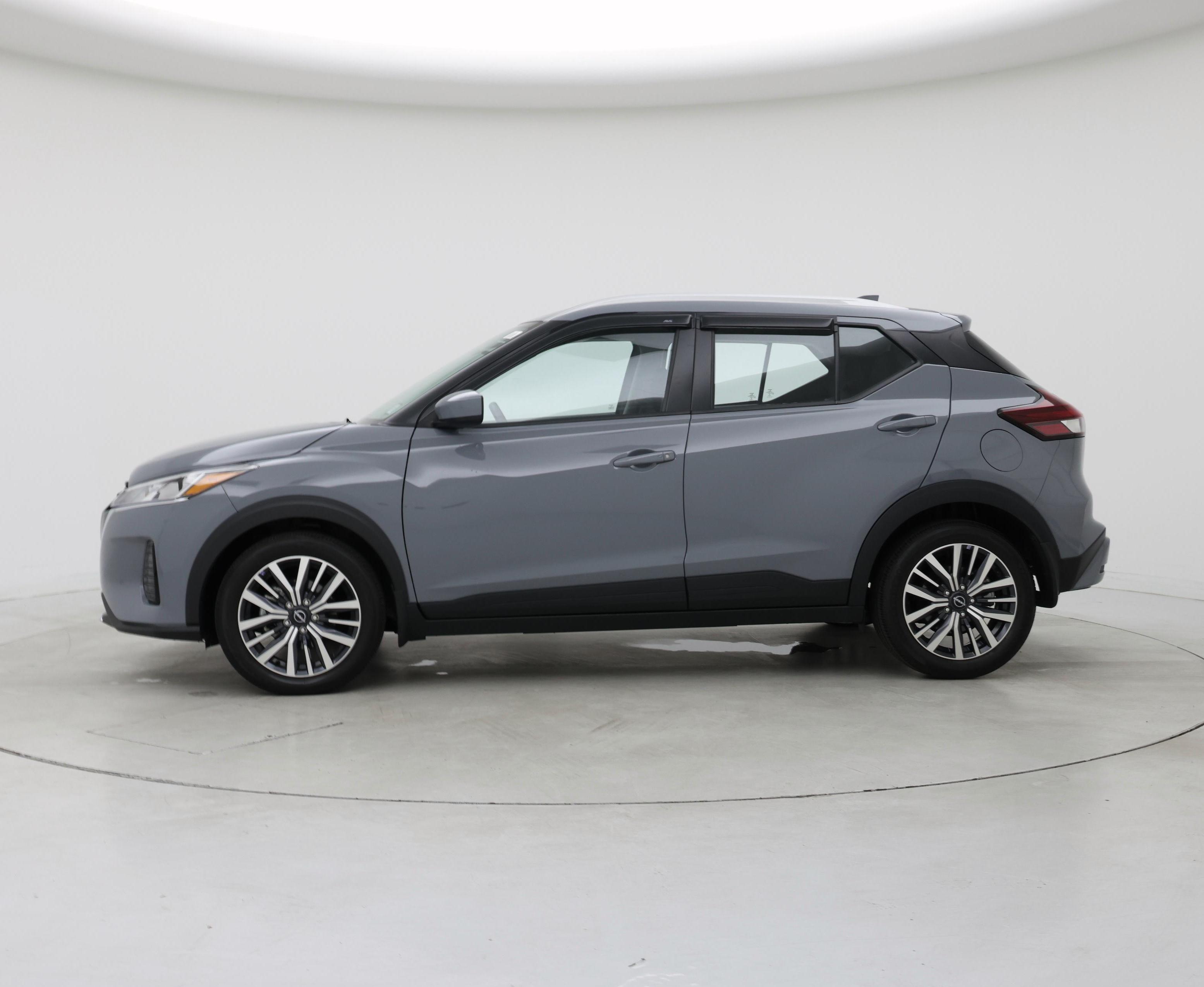 Thumbnail: 2022 Nissan Kicks - 3