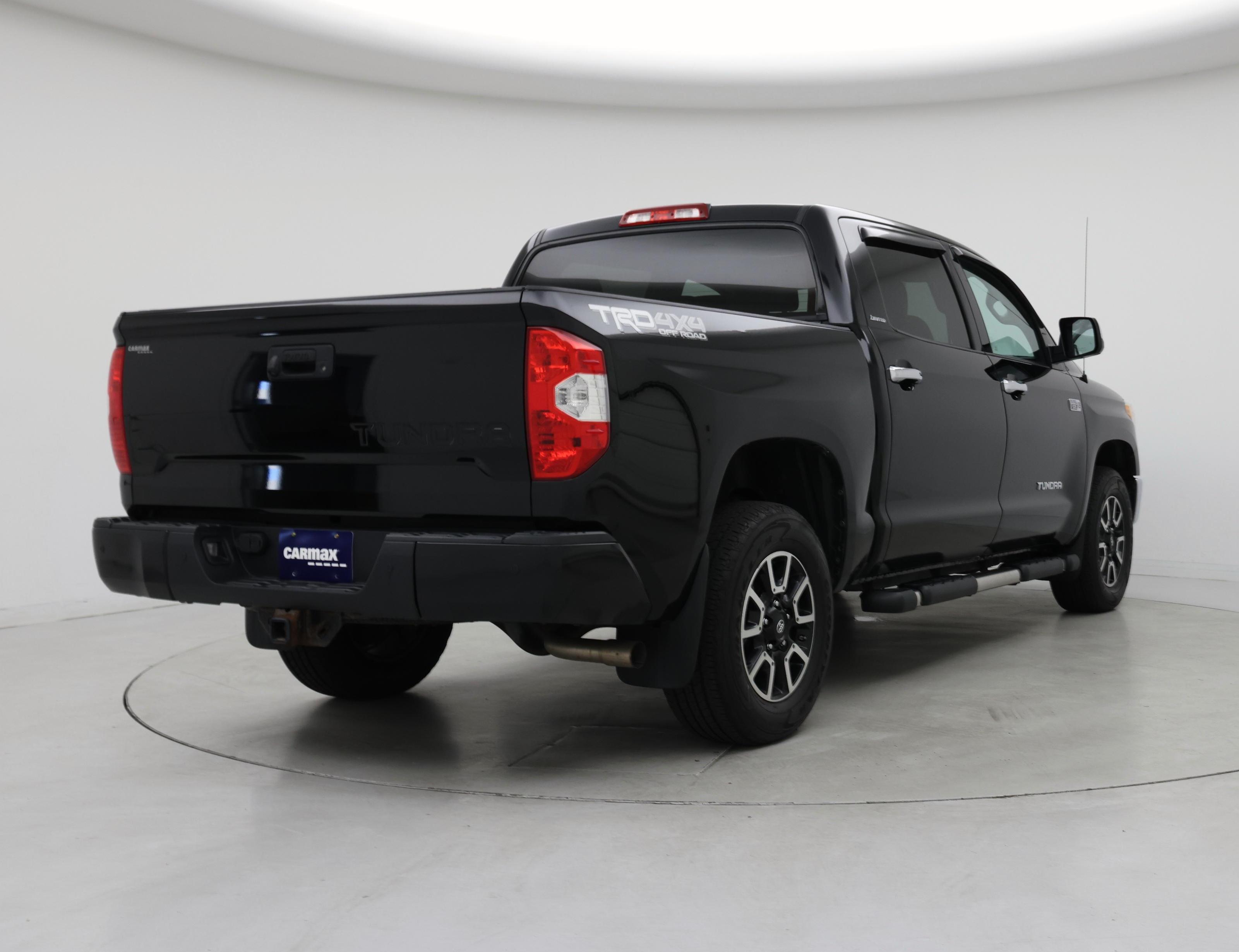 Thumbnail: 2017 Toyota Tundra - 8