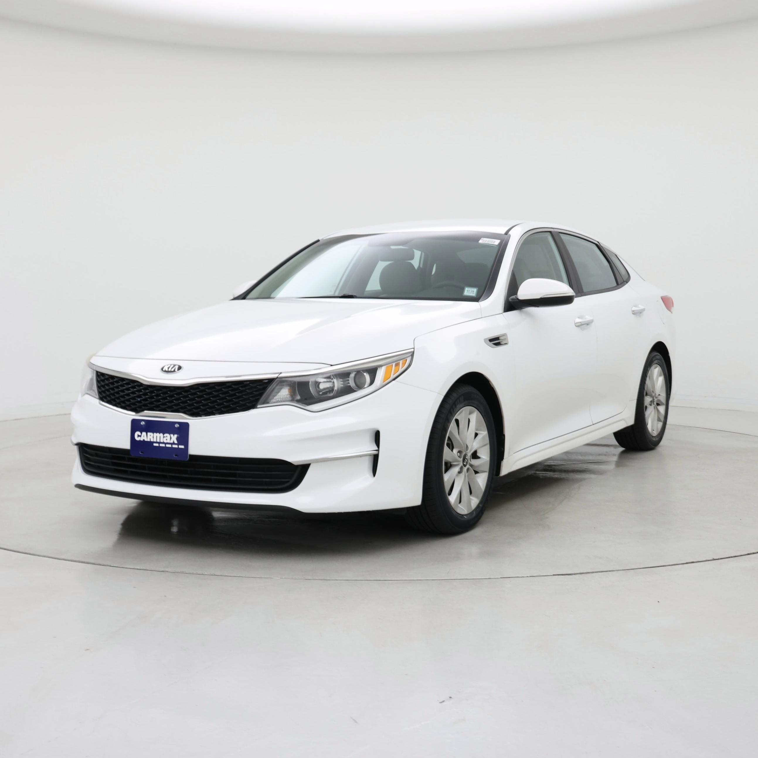 Thumbnail: 2016 Kia Optima - 4