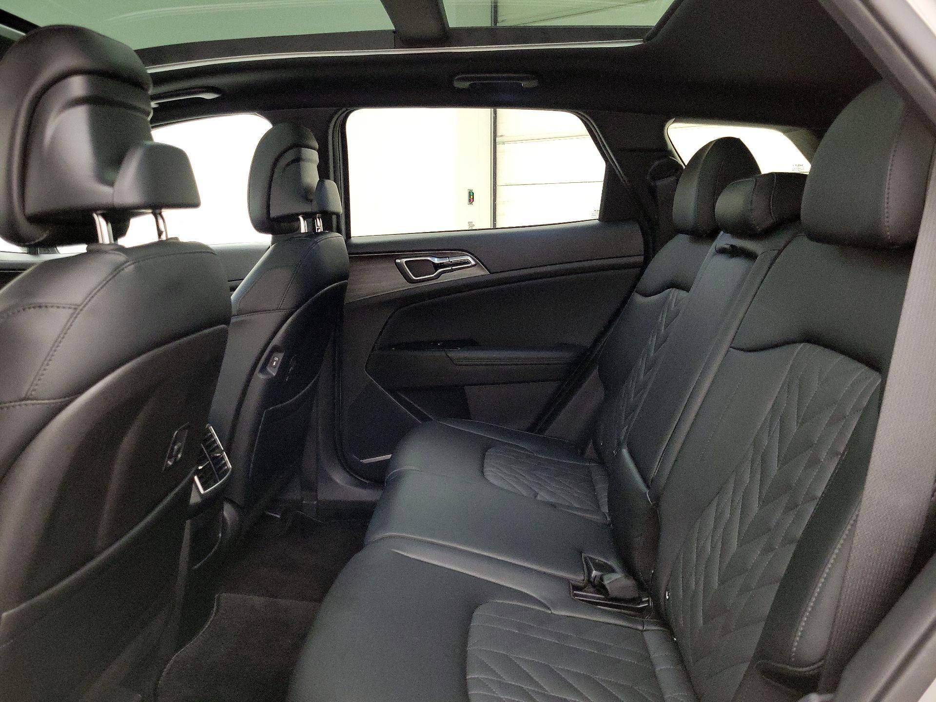 Thumbnail: 2023 Kia Sportage - 20