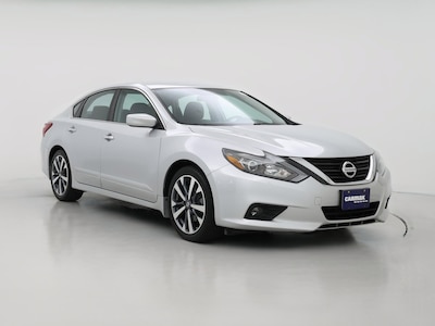 Silver 2017 Nissan Altima SR