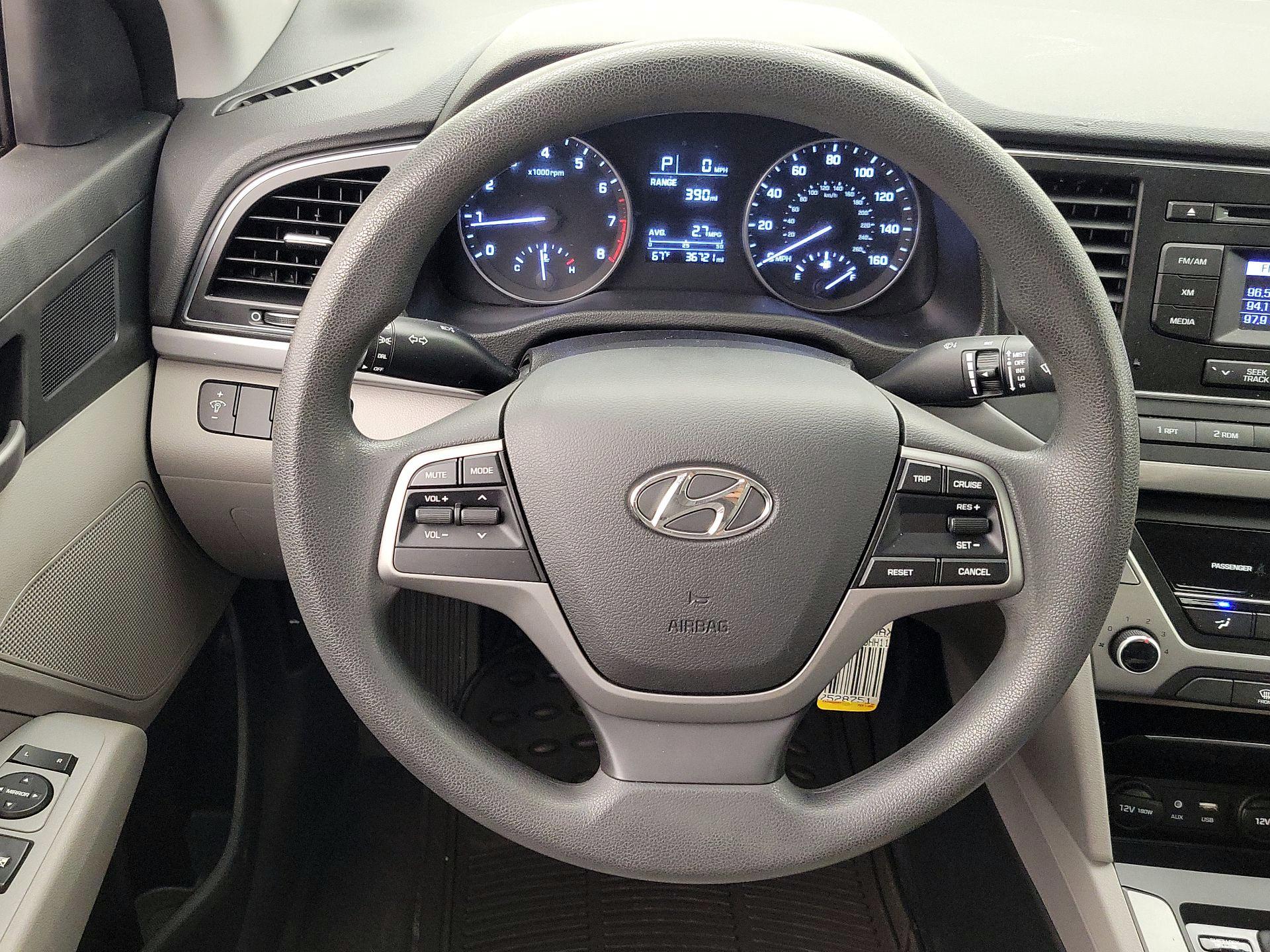 Thumbnail: 2017 Hyundai Elantra - 10
