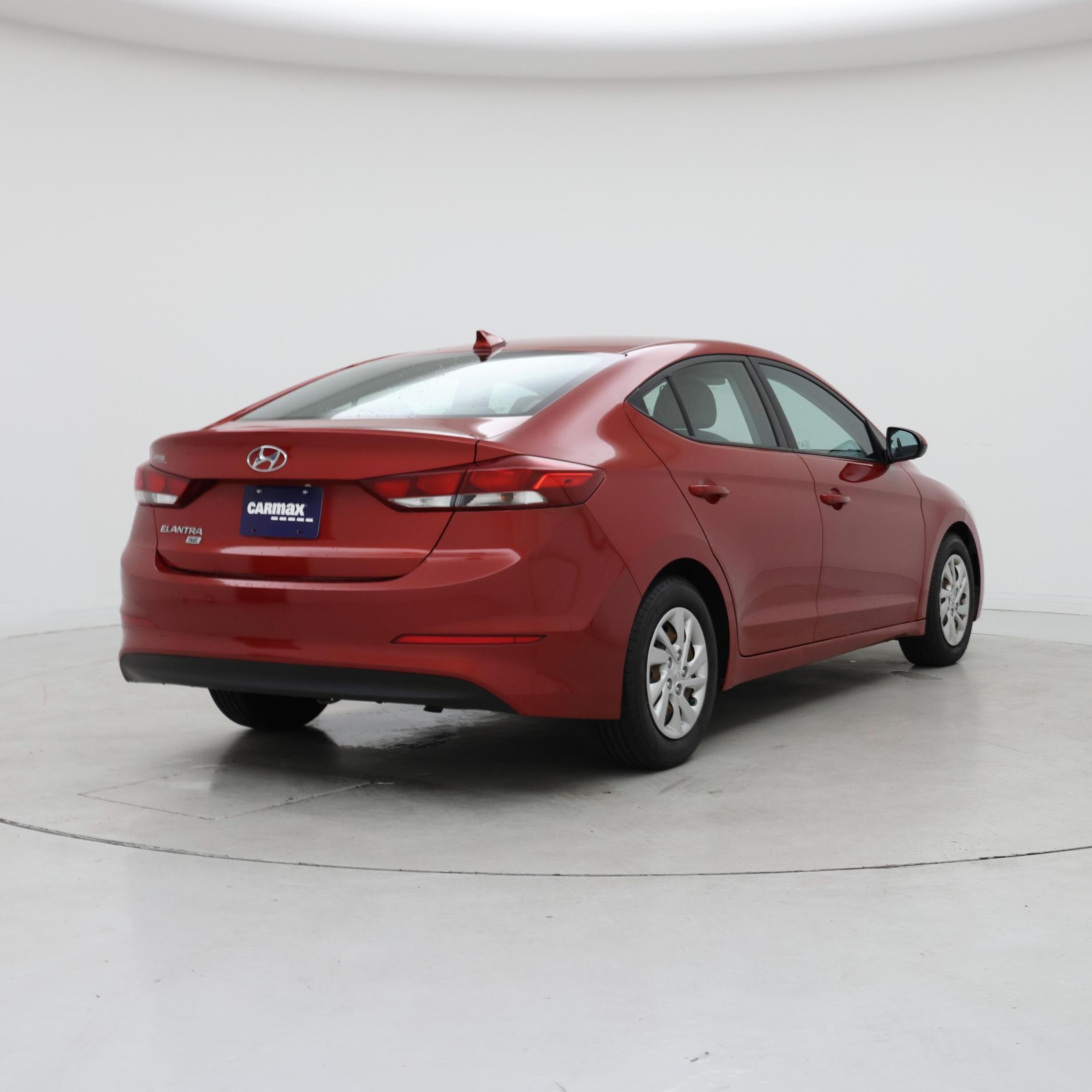 Thumbnail: 2017 Hyundai Elantra - 8