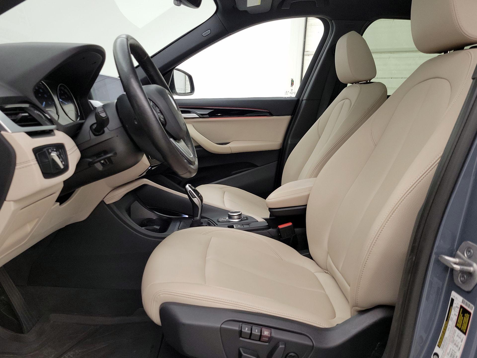 Thumbnail: 2021 BMW X1 - 11