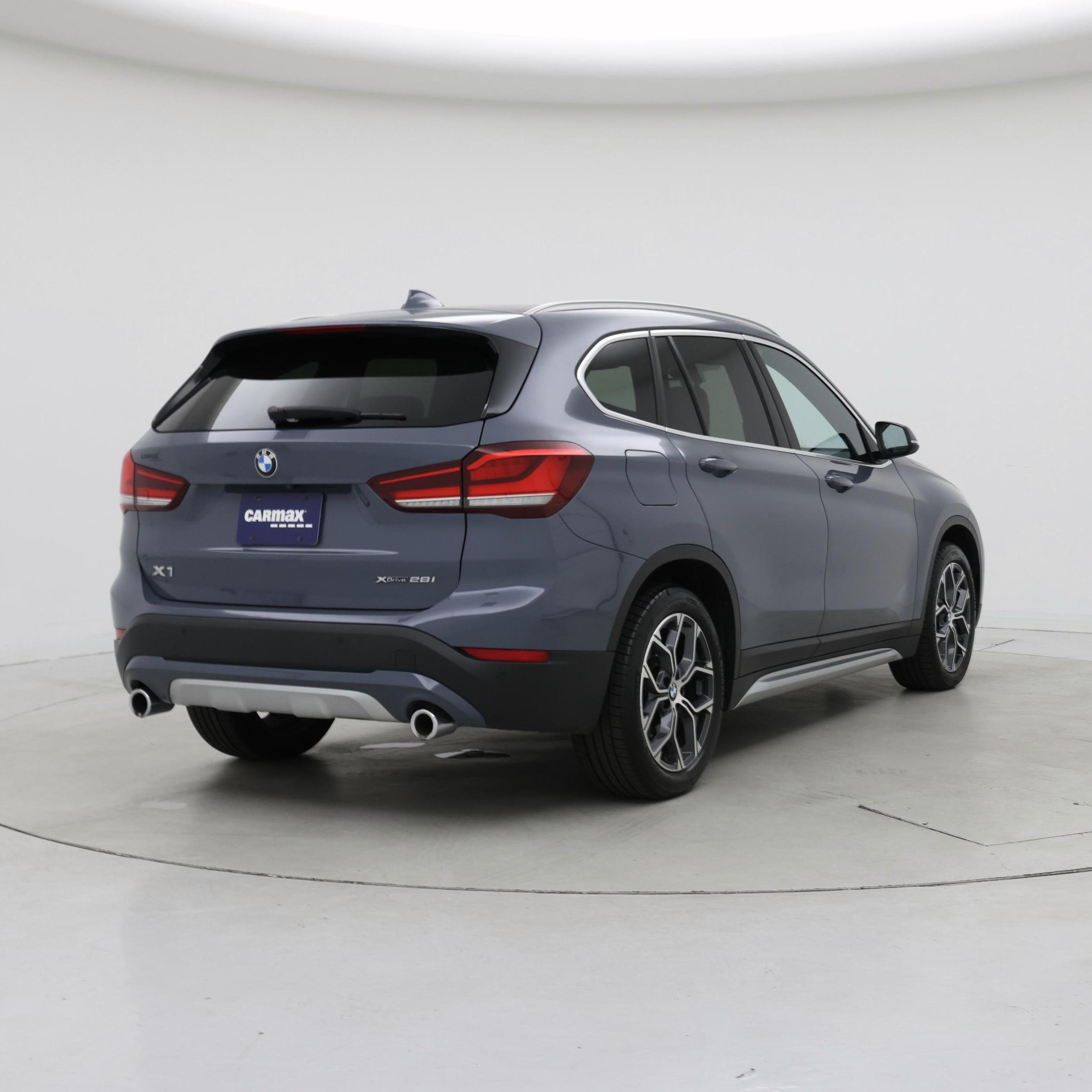 Thumbnail: 2021 BMW X1 - 8