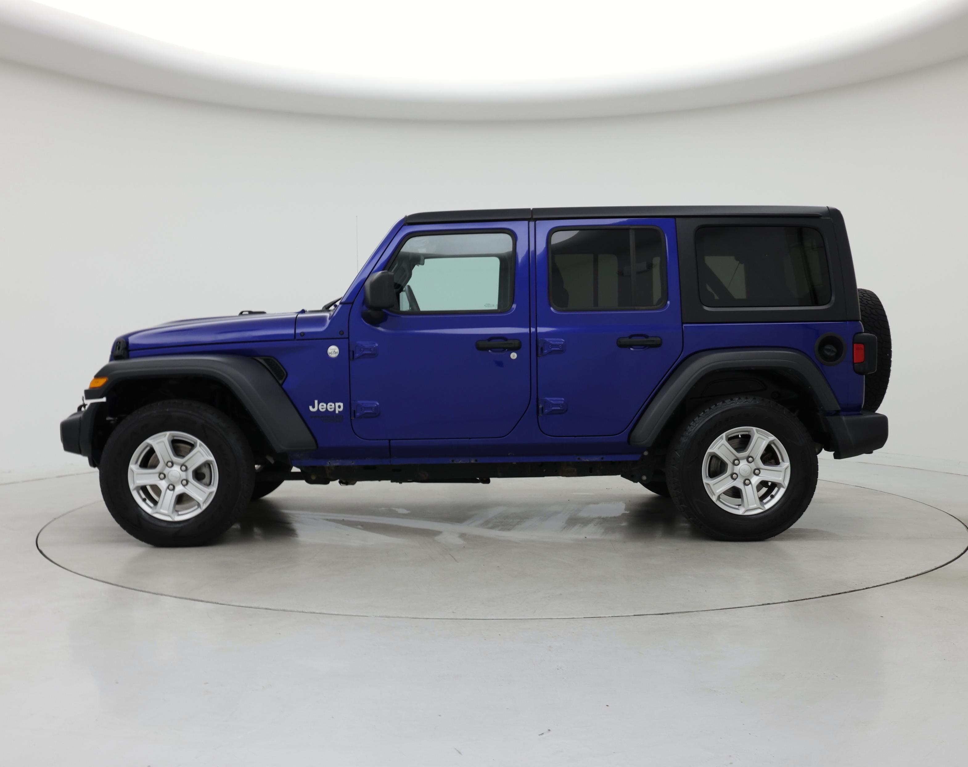Thumbnail: 2019 Jeep Wrangler - 3