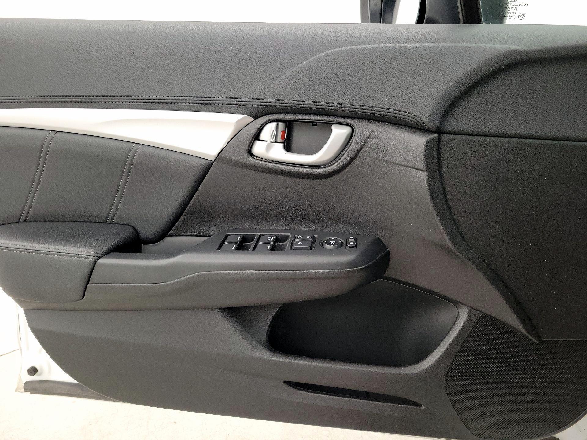 Thumbnail: 2015 Honda Civic - 12