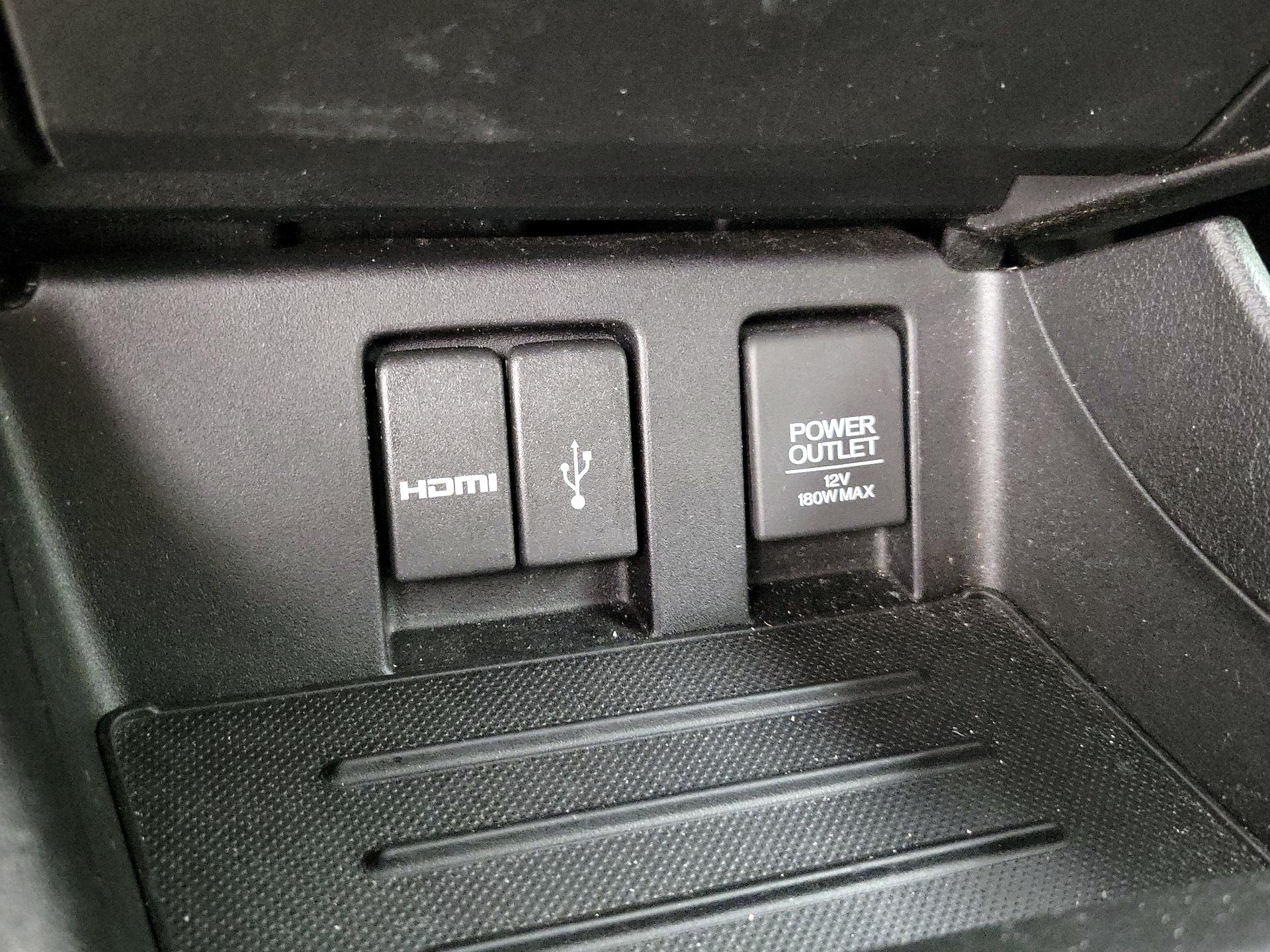 Thumbnail: 2015 Honda Civic - 18
