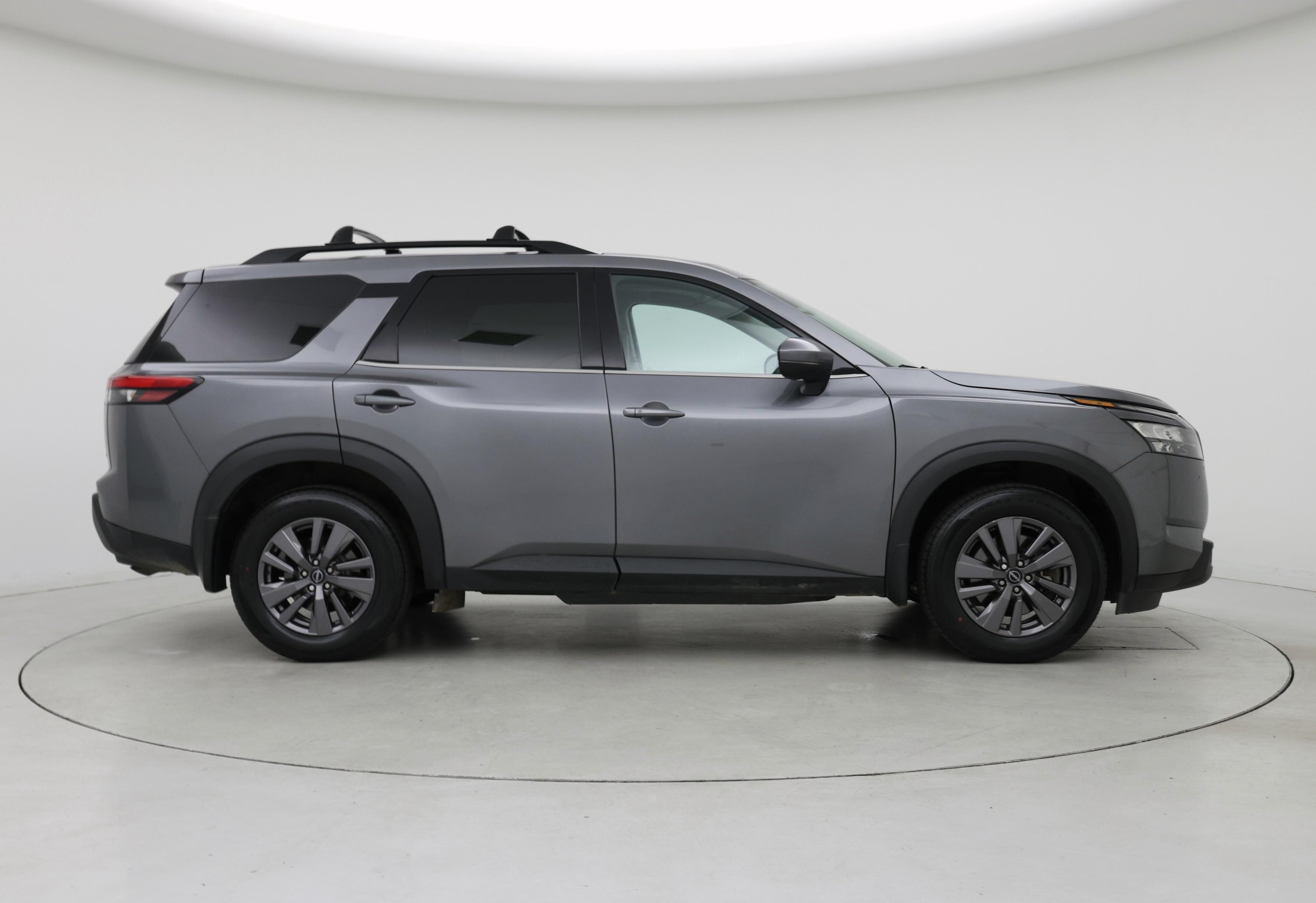 Thumbnail: 2023 Nissan Pathfinder - 7