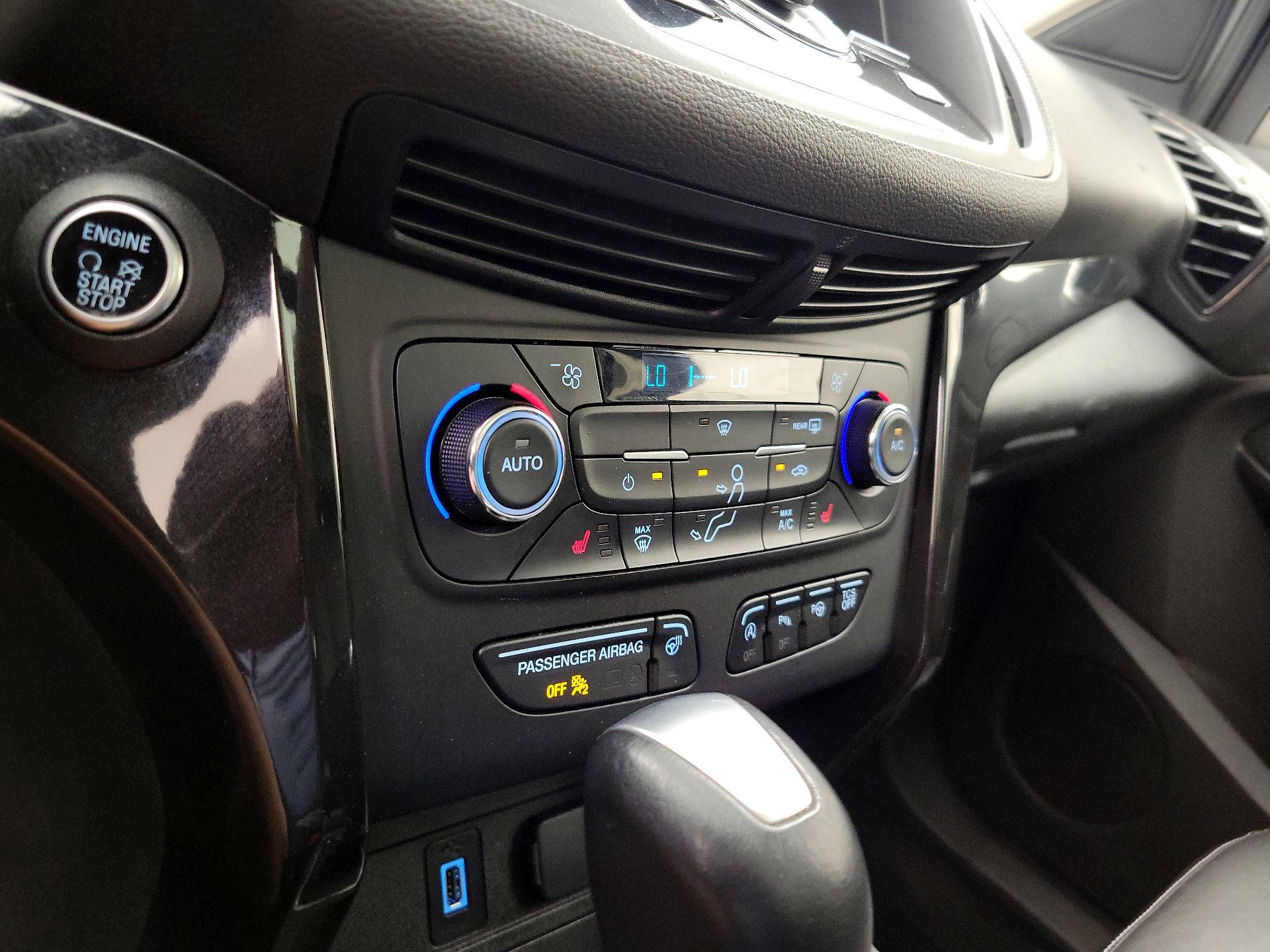 Thumbnail: 2017 Ford Escape - 17