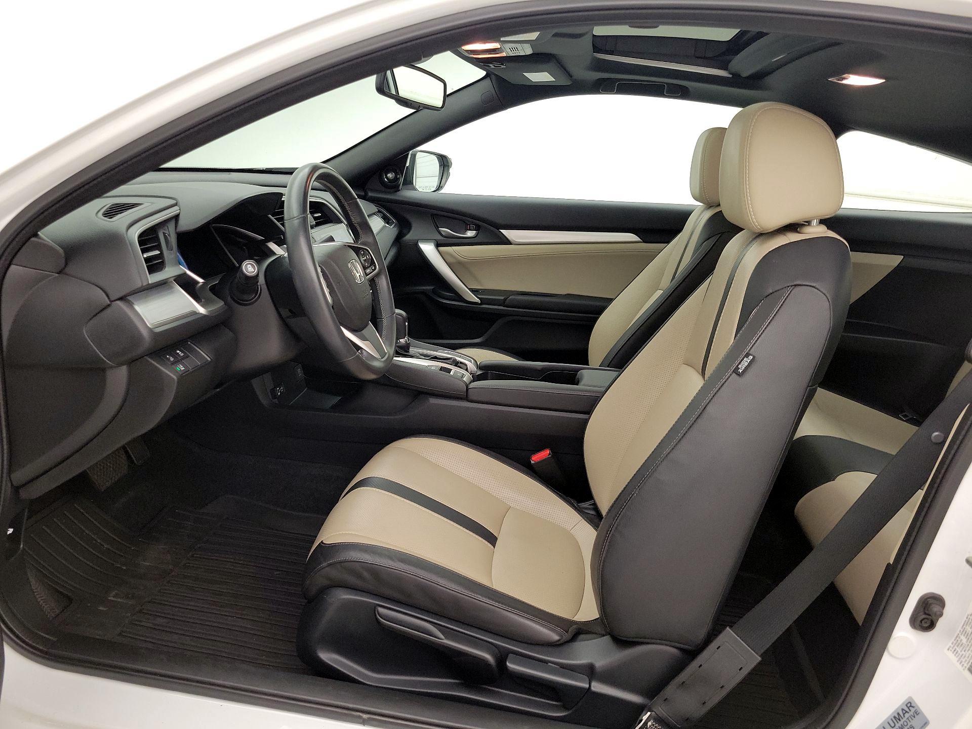 Thumbnail: 2016 Honda Civic - 11