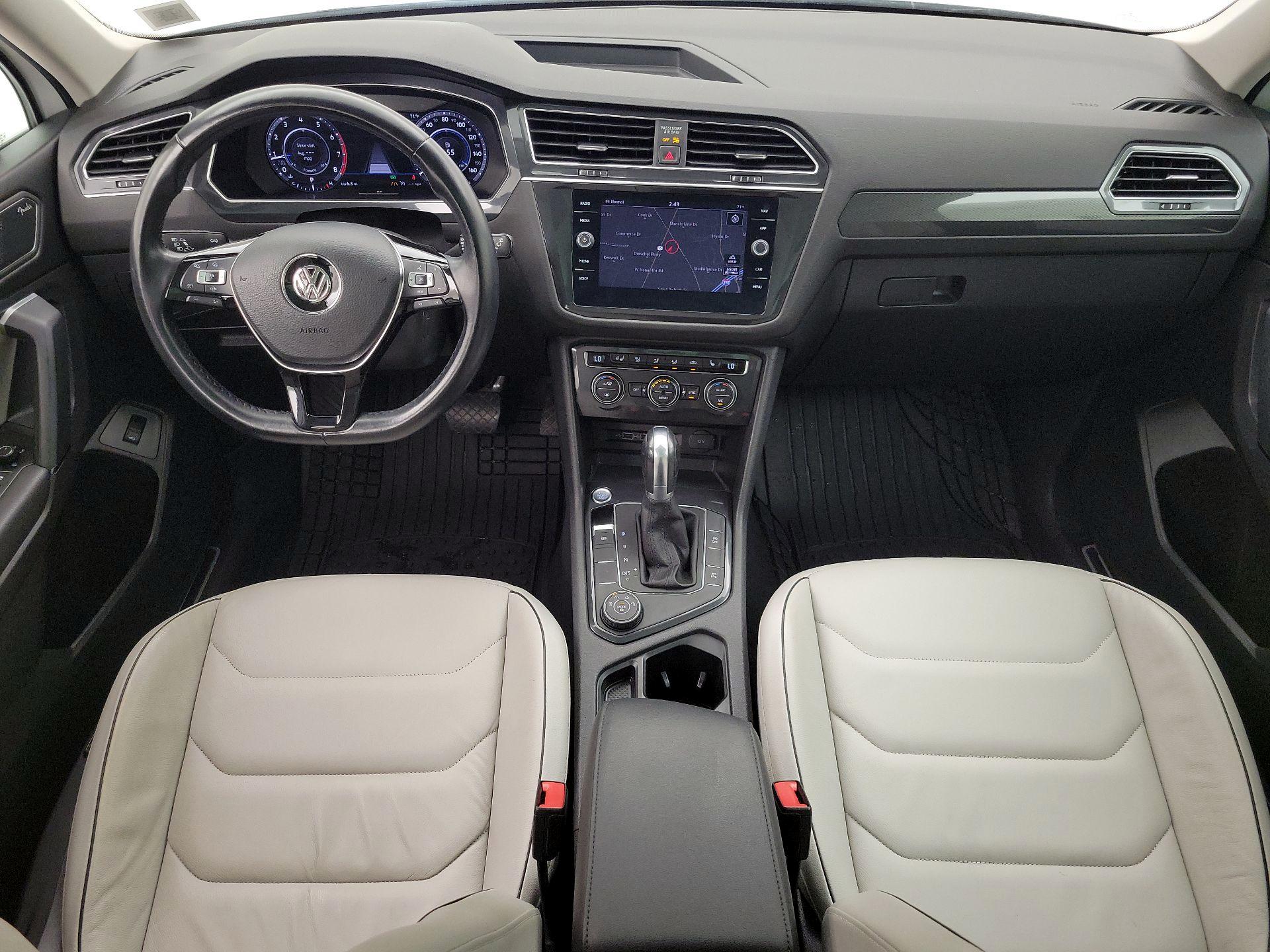 Thumbnail: 2019 Volkswagen Tiguan - 9