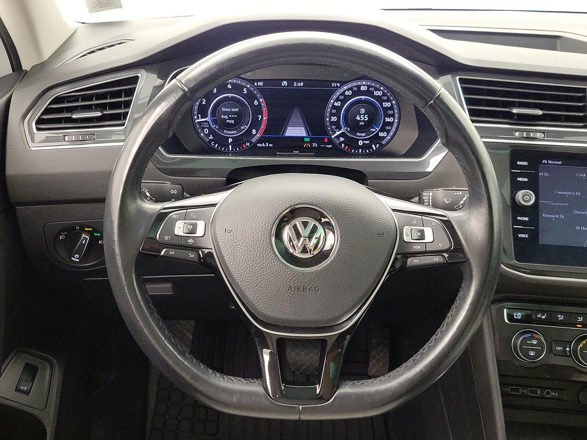 Thumbnail: 2019 Volkswagen Tiguan - 10