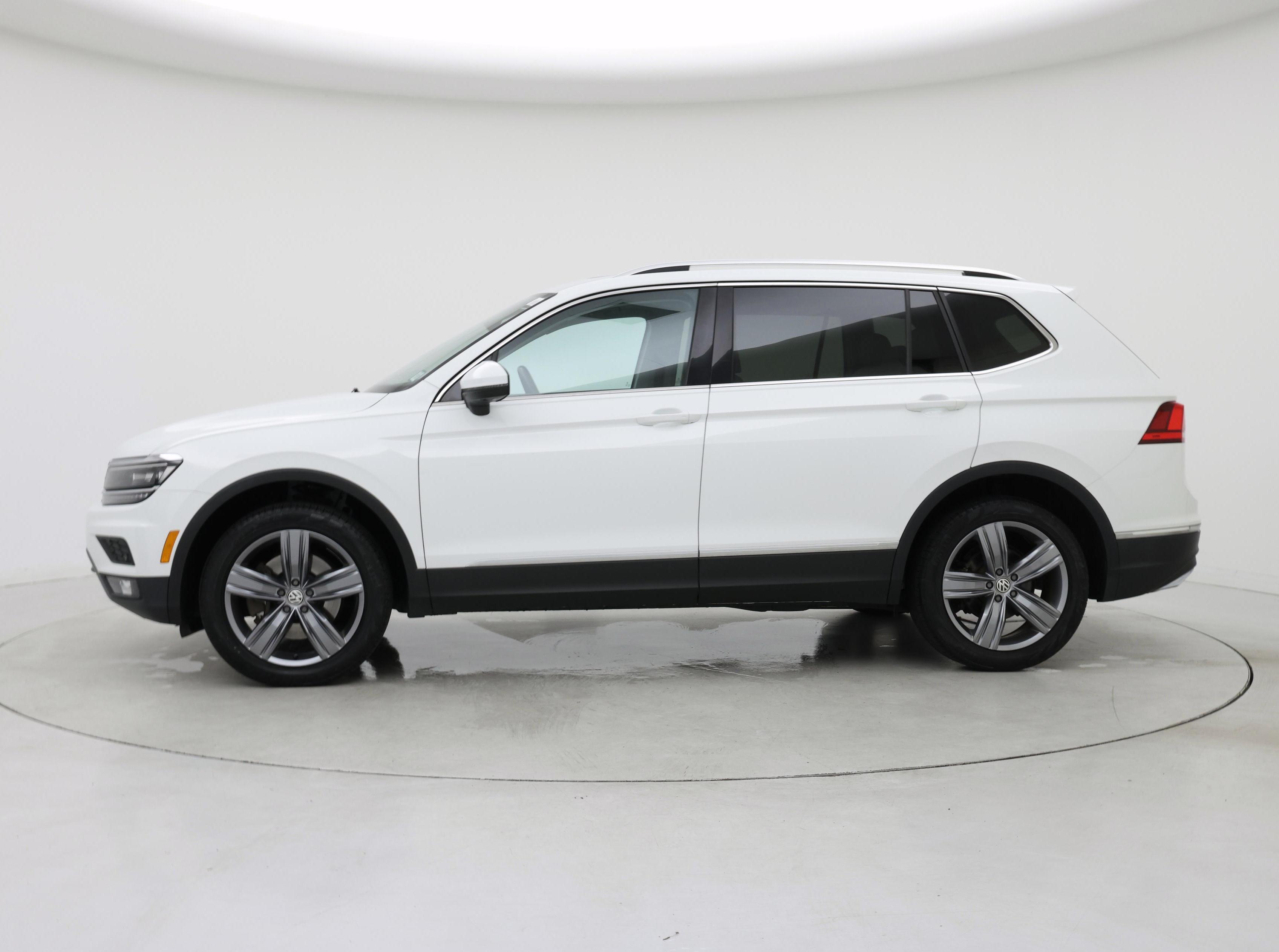 Thumbnail: 2019 Volkswagen Tiguan - 3