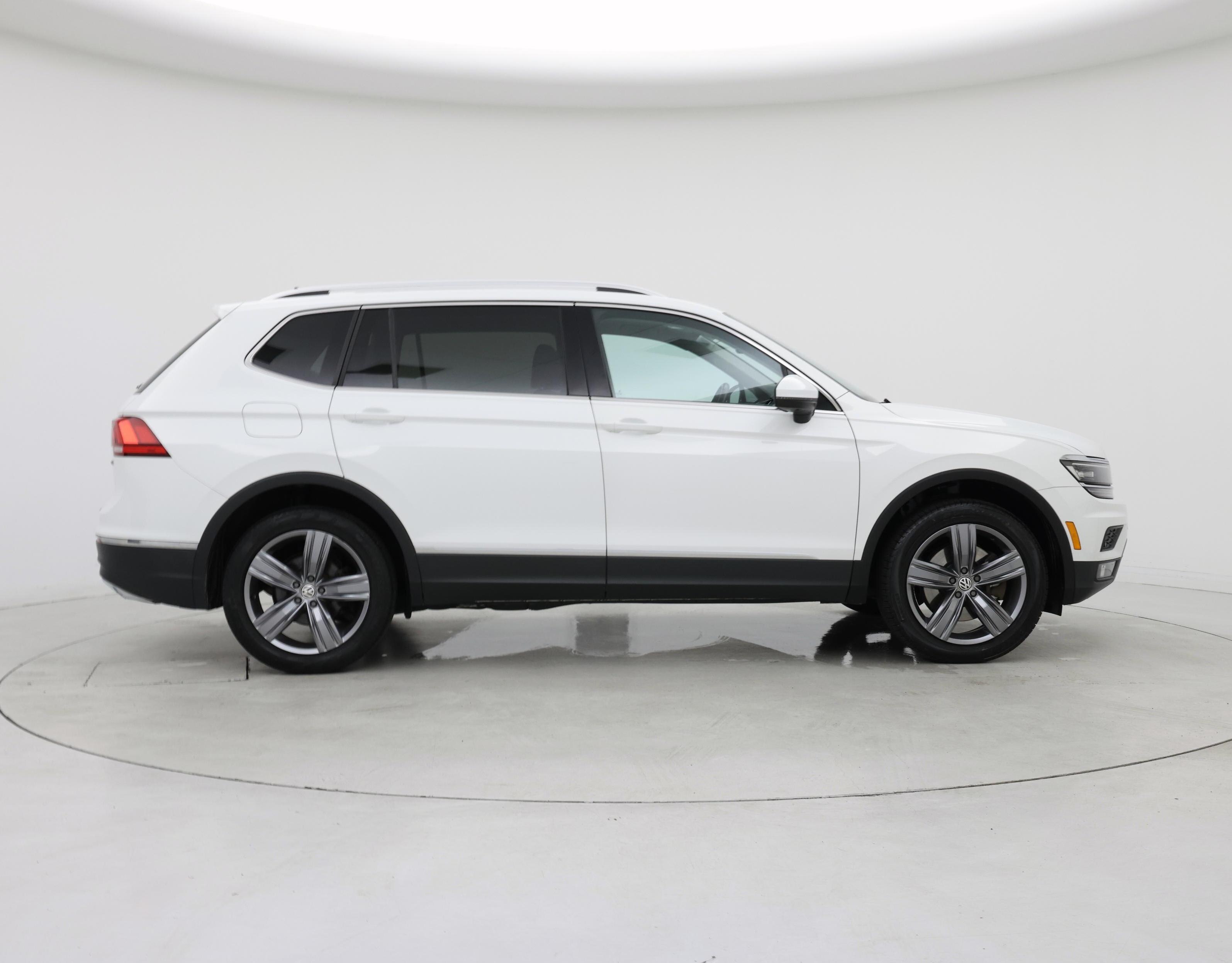 Thumbnail: 2019 Volkswagen Tiguan - 7