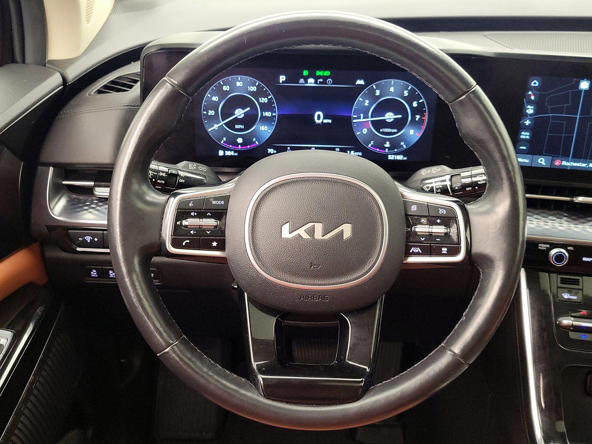 Thumbnail: 2023 Kia Carnival - 10