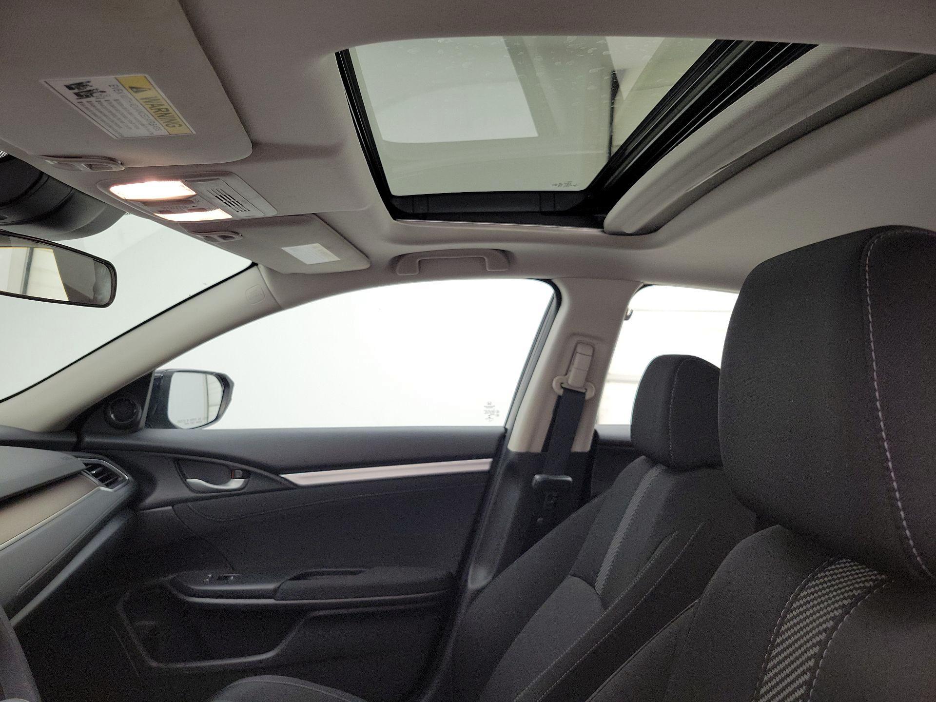 Thumbnail: 2016 Honda Civic - 19
