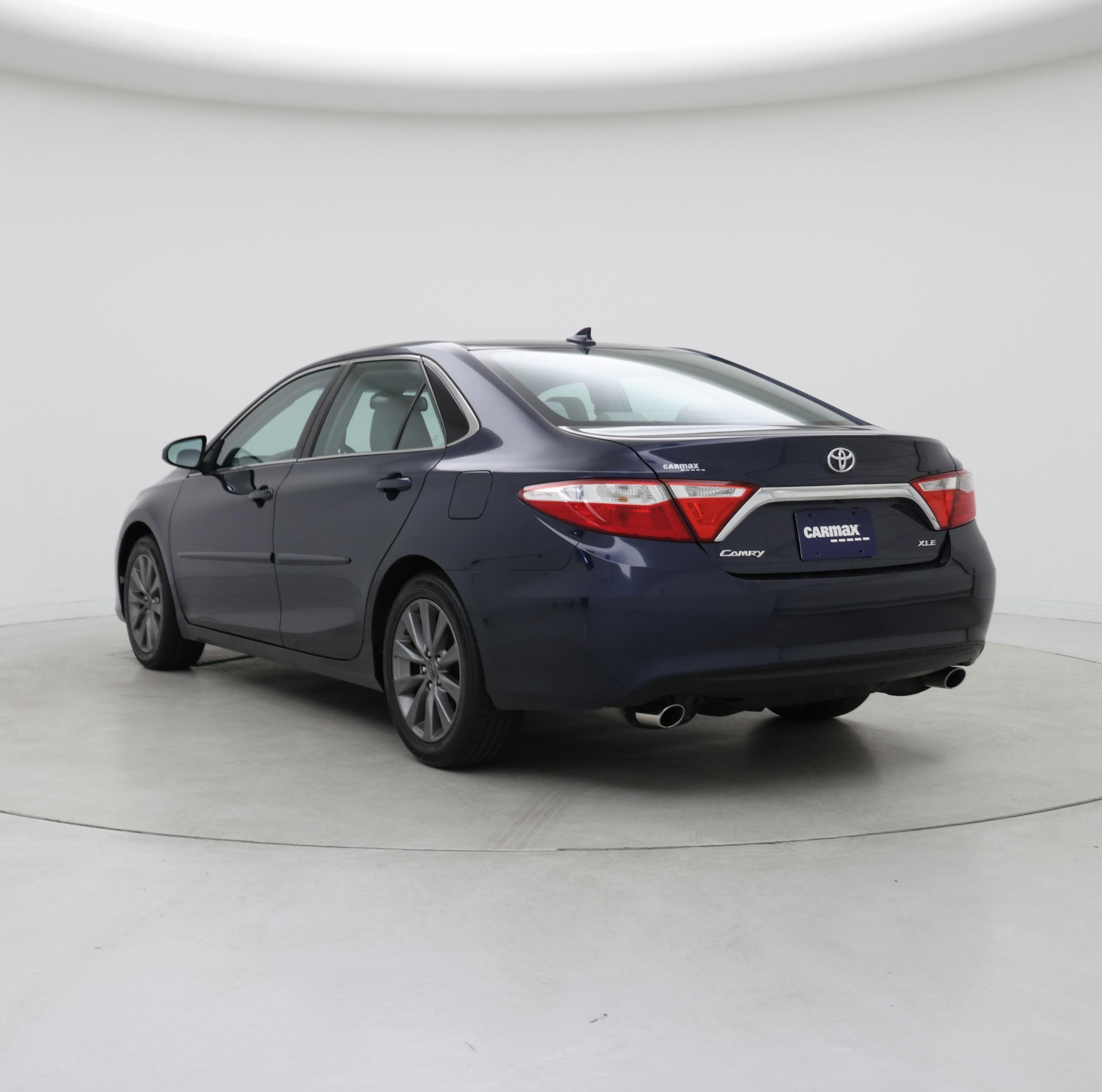 Thumbnail: 2016 Toyota Camry - 2