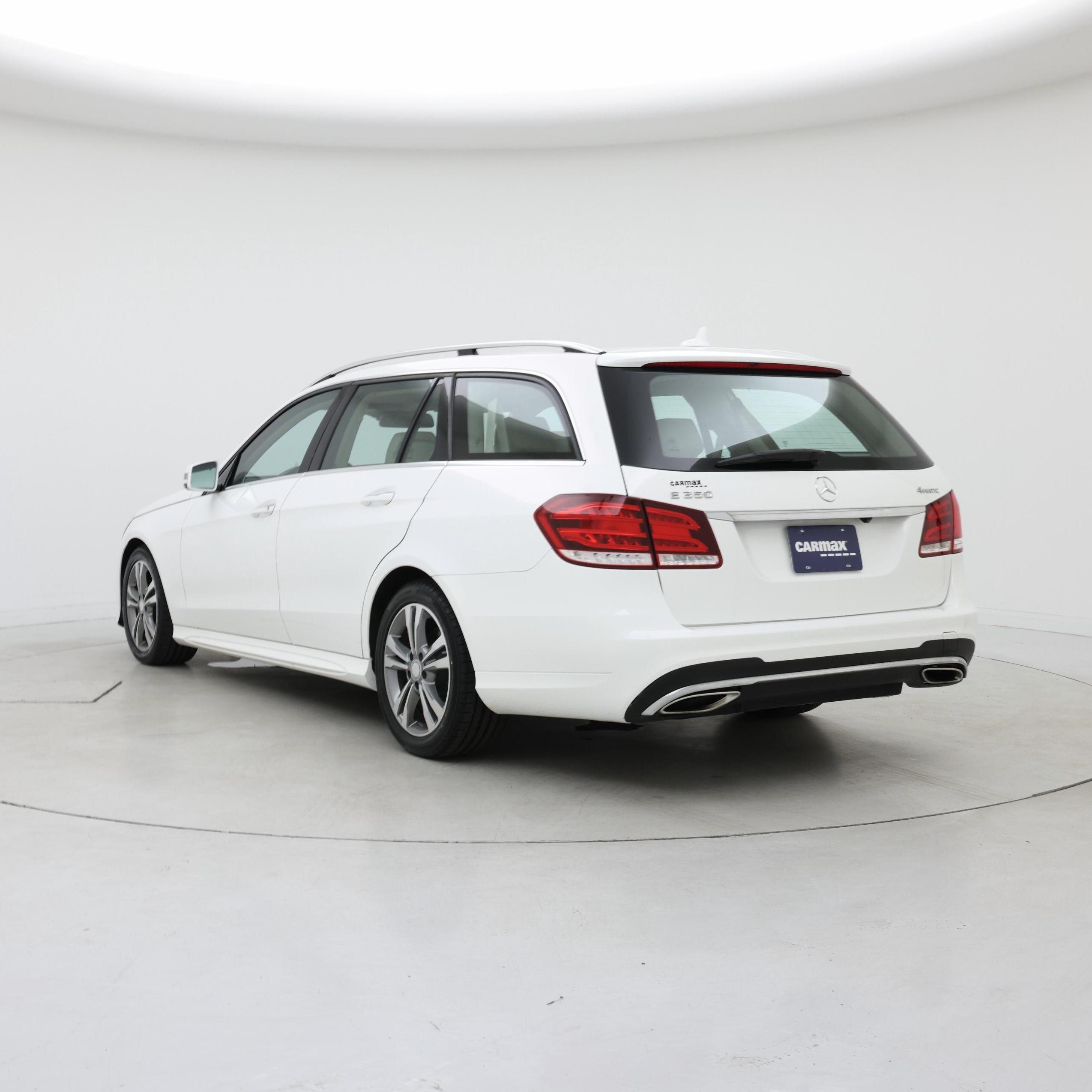Thumbnail: 2014 Mercedes-Benz E-Class - 2