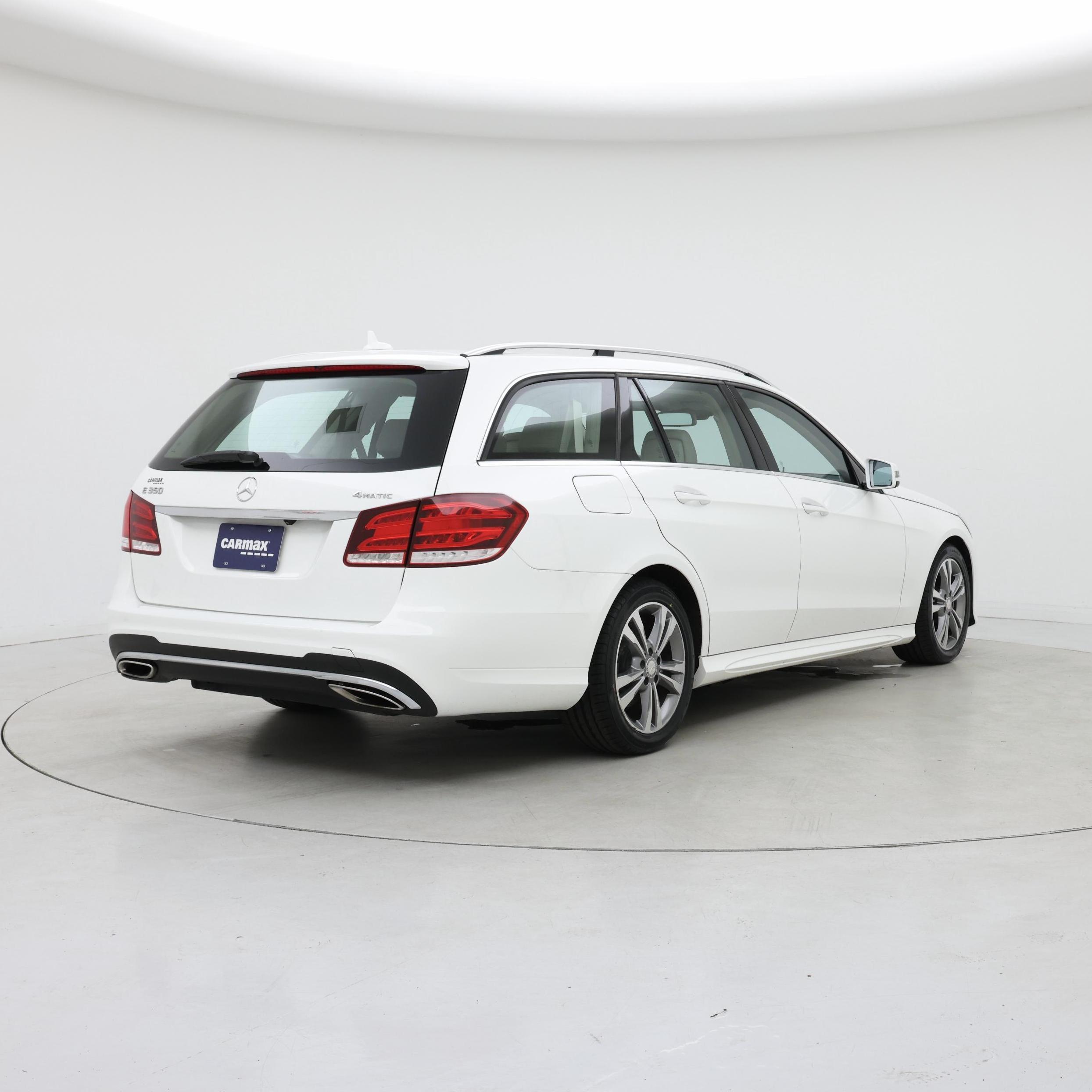 Thumbnail: 2014 Mercedes-Benz E-Class - 8