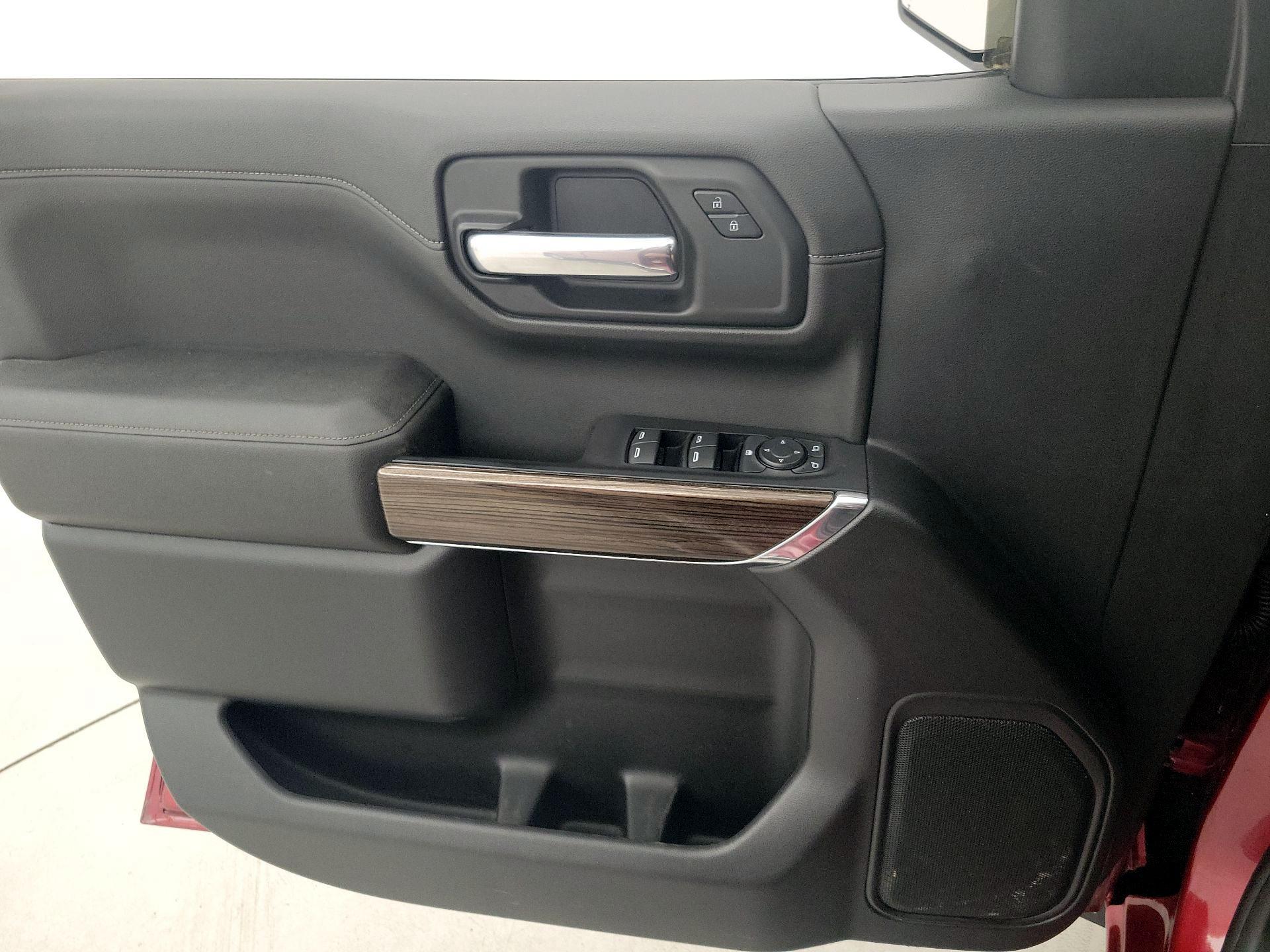 Thumbnail: 2019 Chevrolet Silverado 1500 - 12