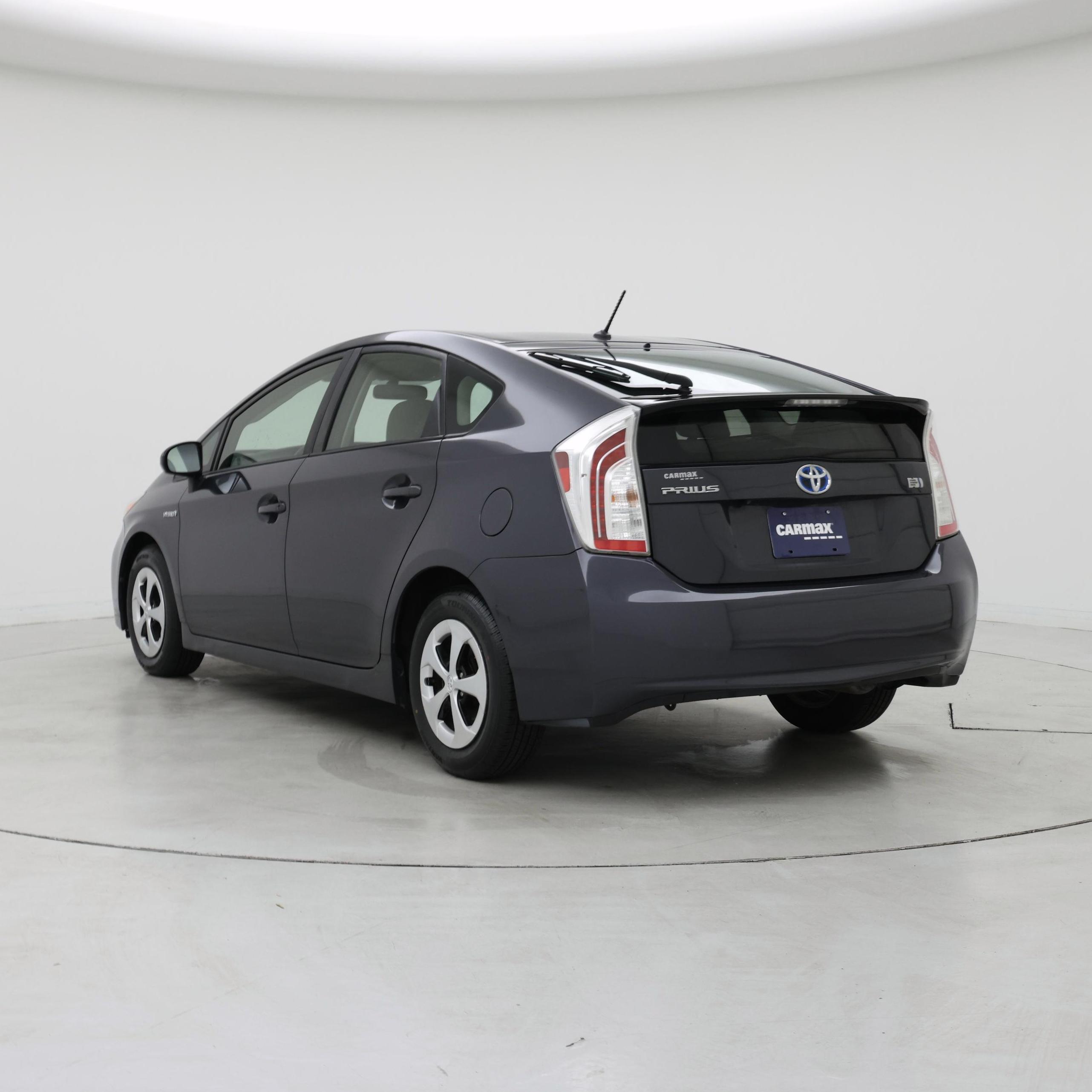 Thumbnail: 2015 Toyota Prius - 2