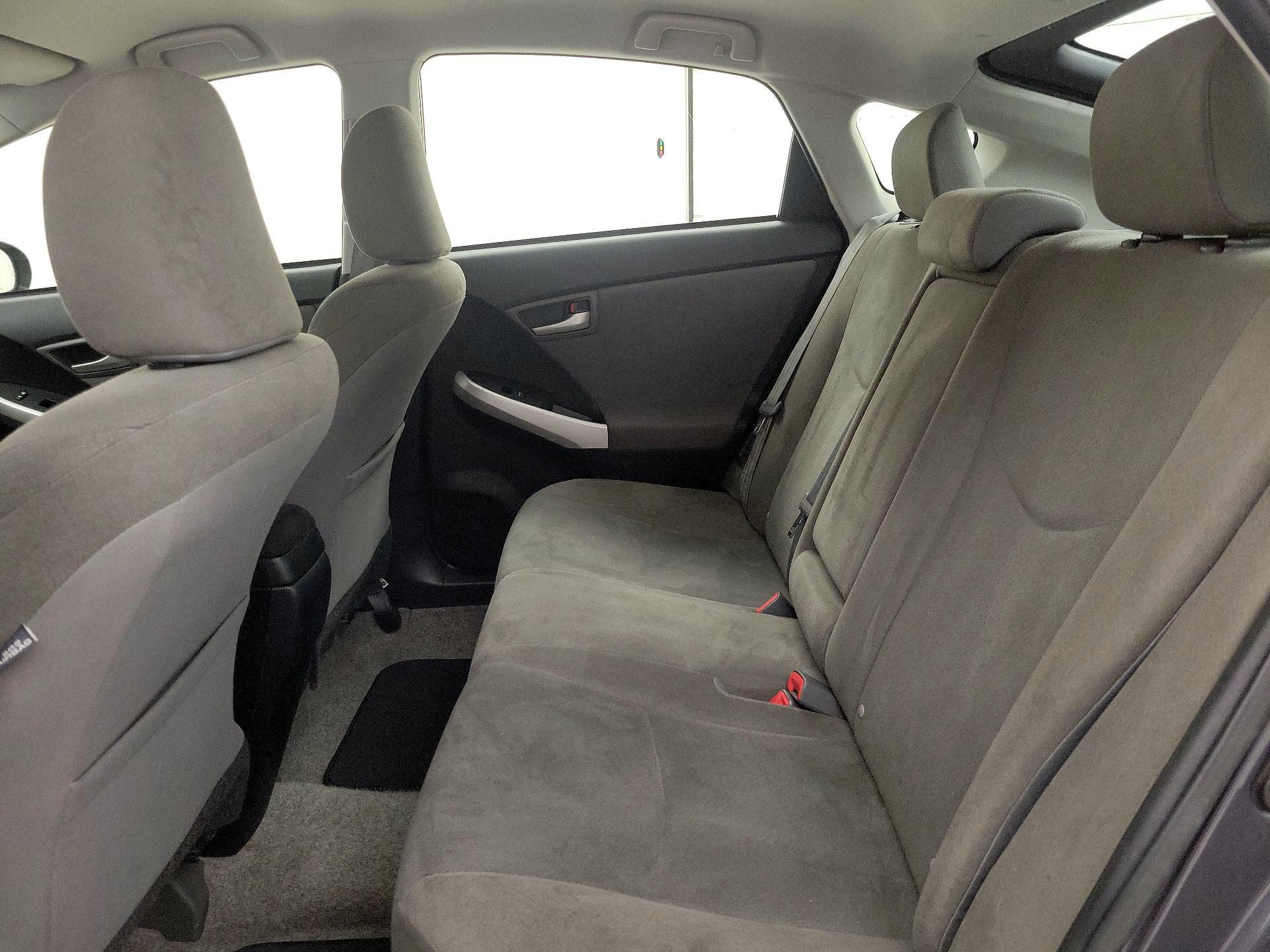 Thumbnail: 2015 Toyota Prius - 19