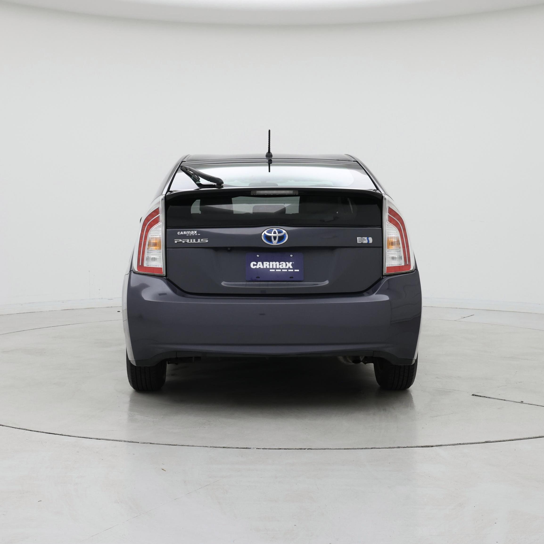 Thumbnail: 2015 Toyota Prius - 6