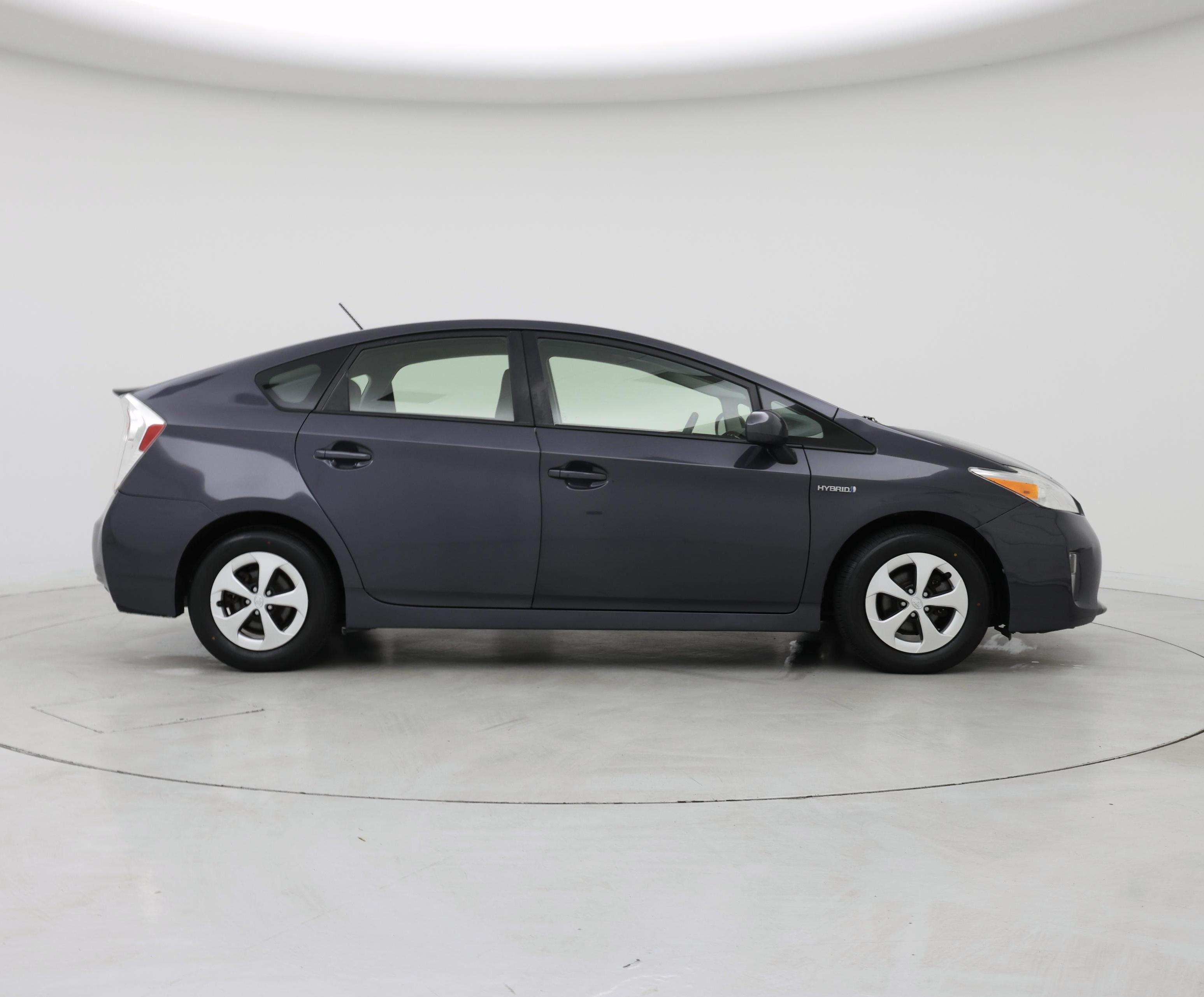 Thumbnail: 2015 Toyota Prius - 7