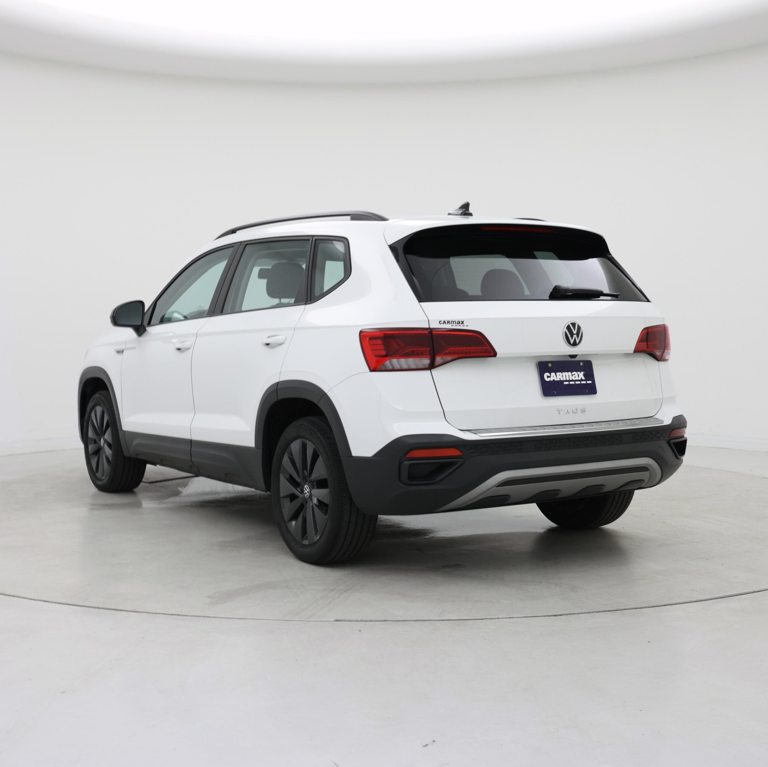 Thumbnail: 2022 Volkswagen Taos - 2