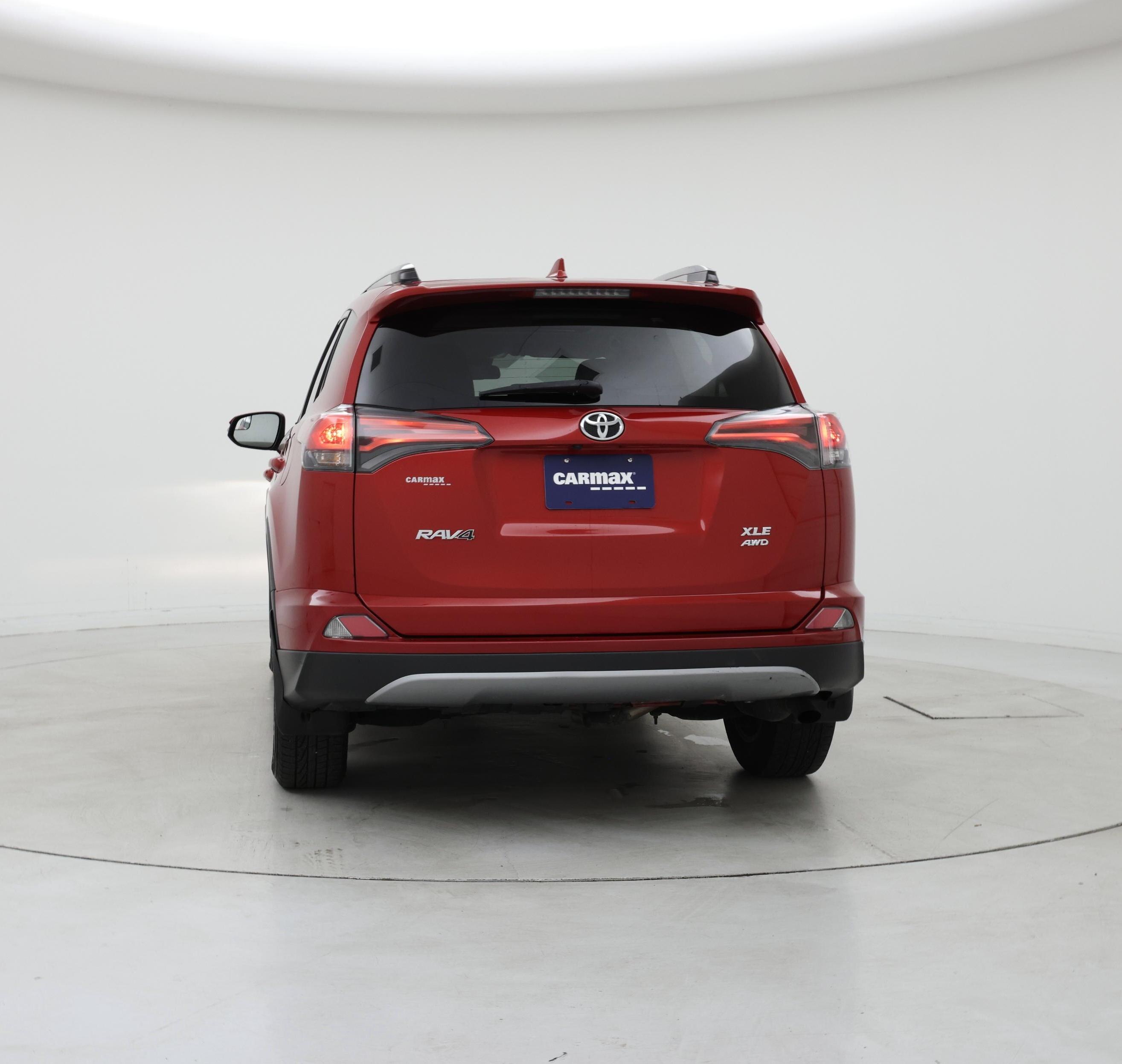 Thumbnail: 2017 Toyota RAV4 - 6