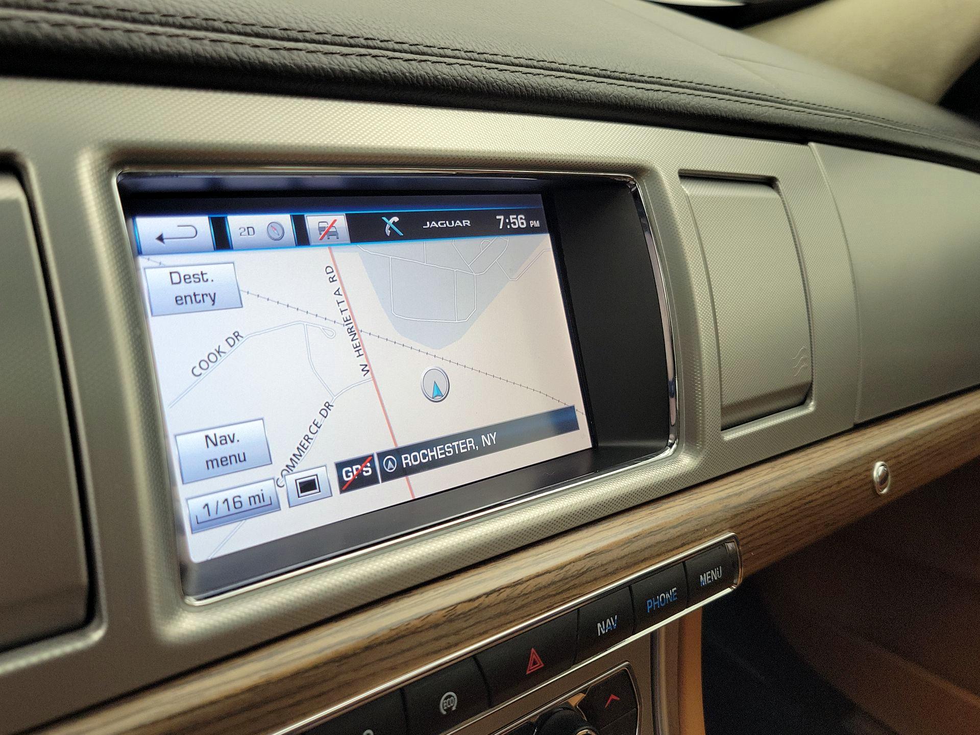 Thumbnail: 2015 Jaguar XF - 14