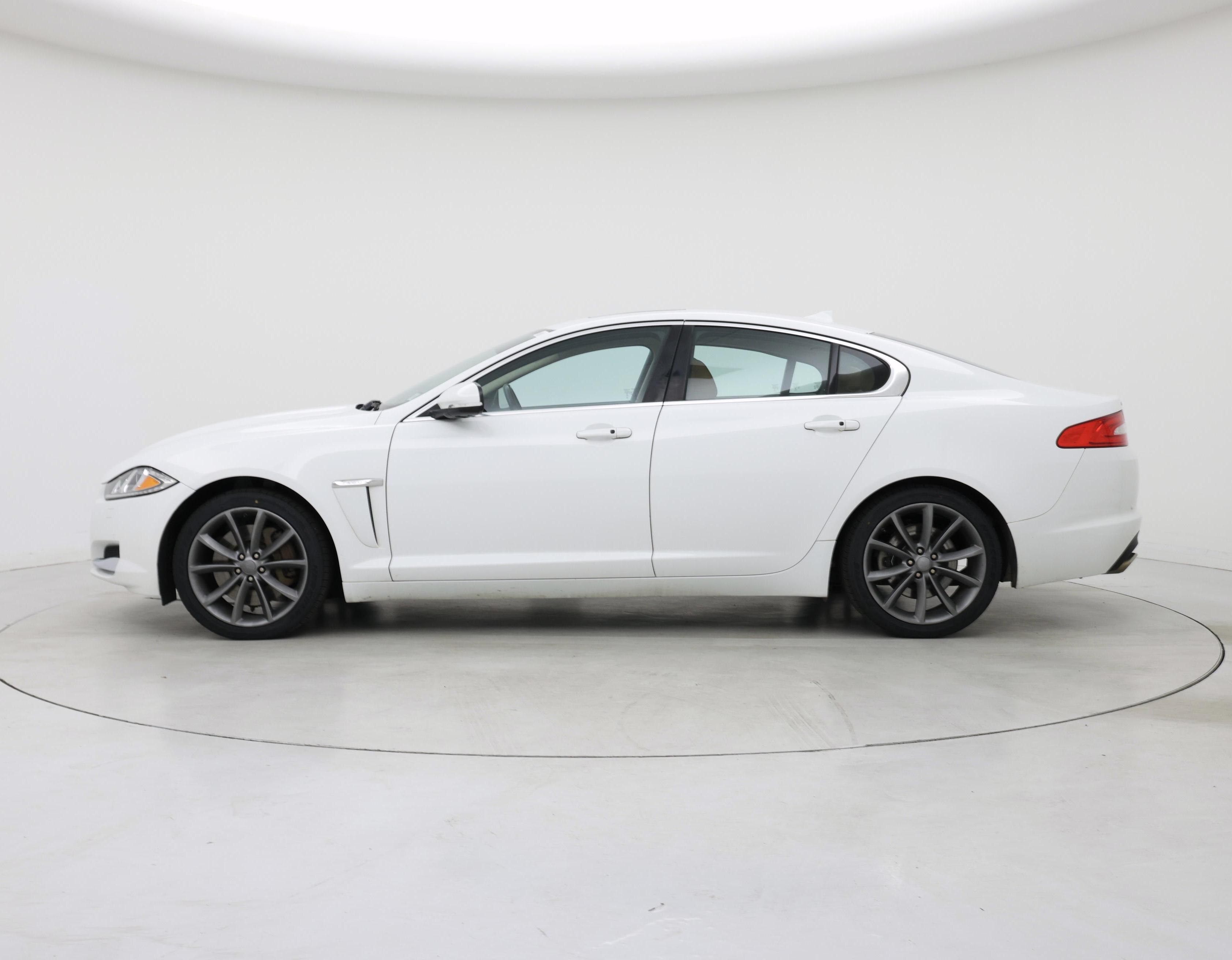 Thumbnail: 2015 Jaguar XF - 3