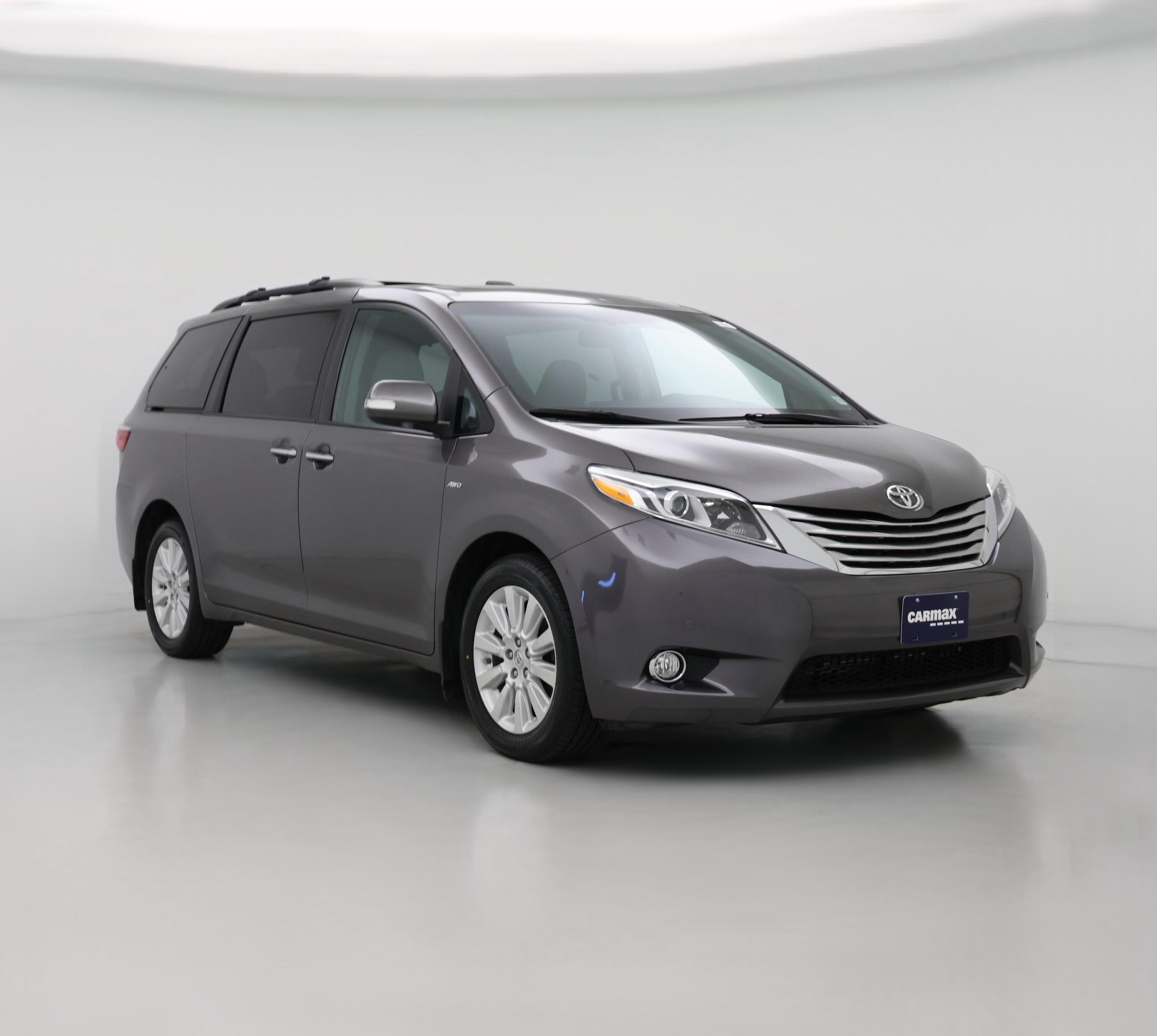 Thumbnail: 2016 Toyota Sienna - 1