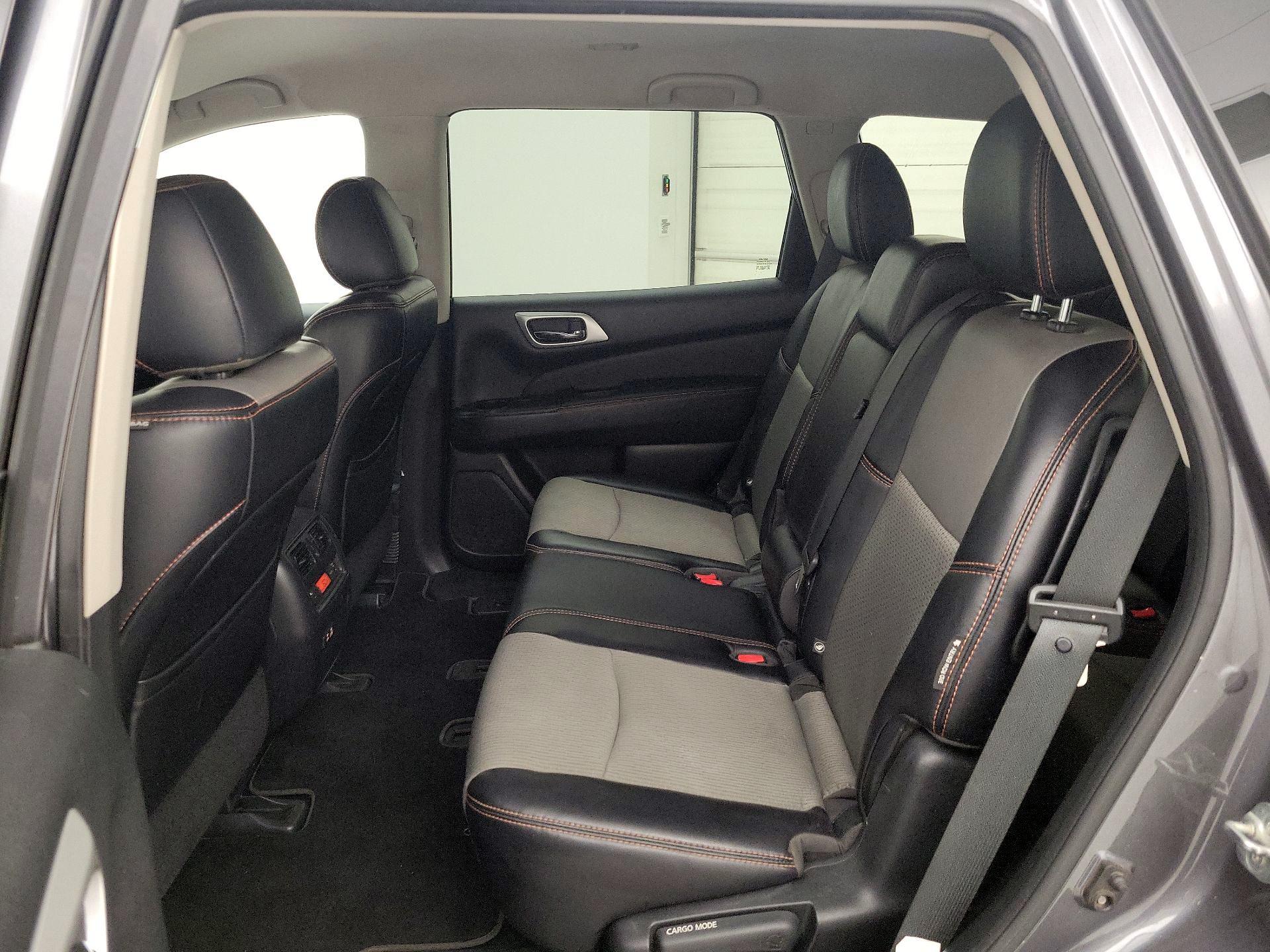 Thumbnail: 2019 Nissan Pathfinder - 19