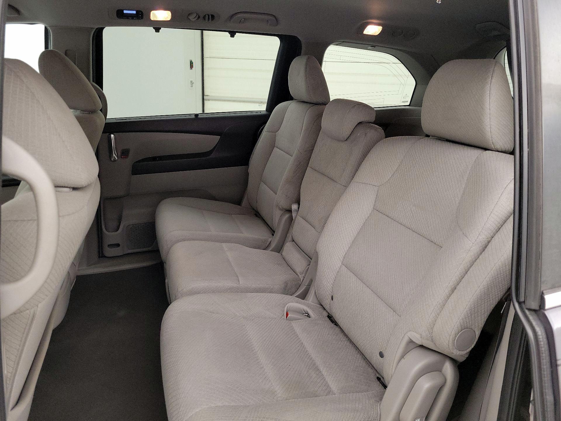 Thumbnail: 2015 Honda Odyssey - 19