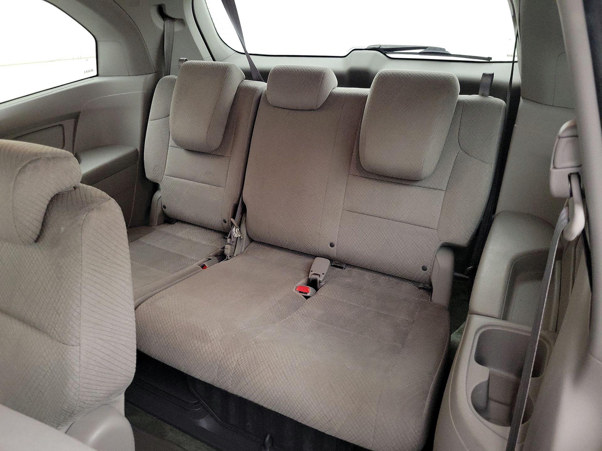 Thumbnail: 2015 Honda Odyssey - 20