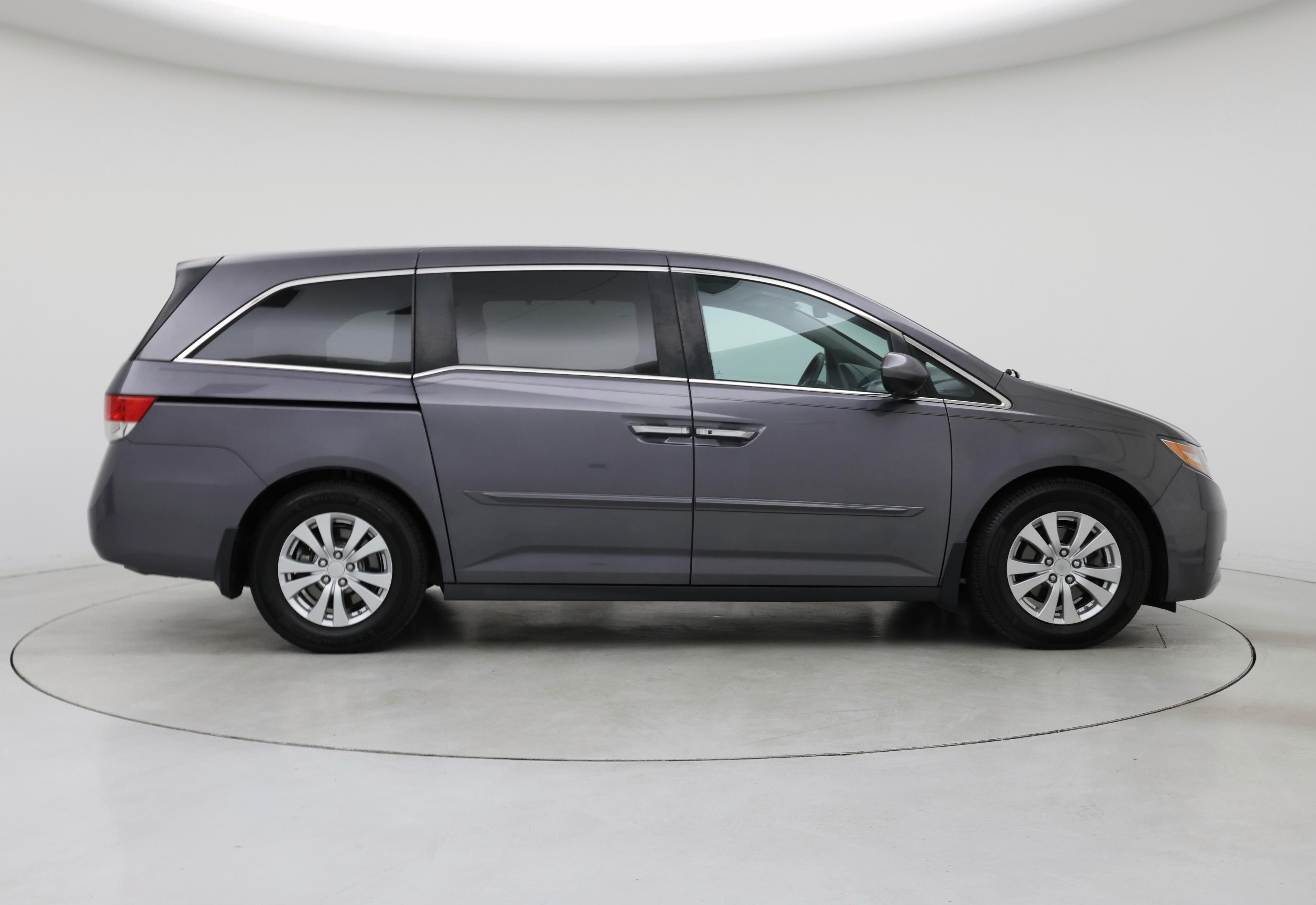 Thumbnail: 2015 Honda Odyssey - 7