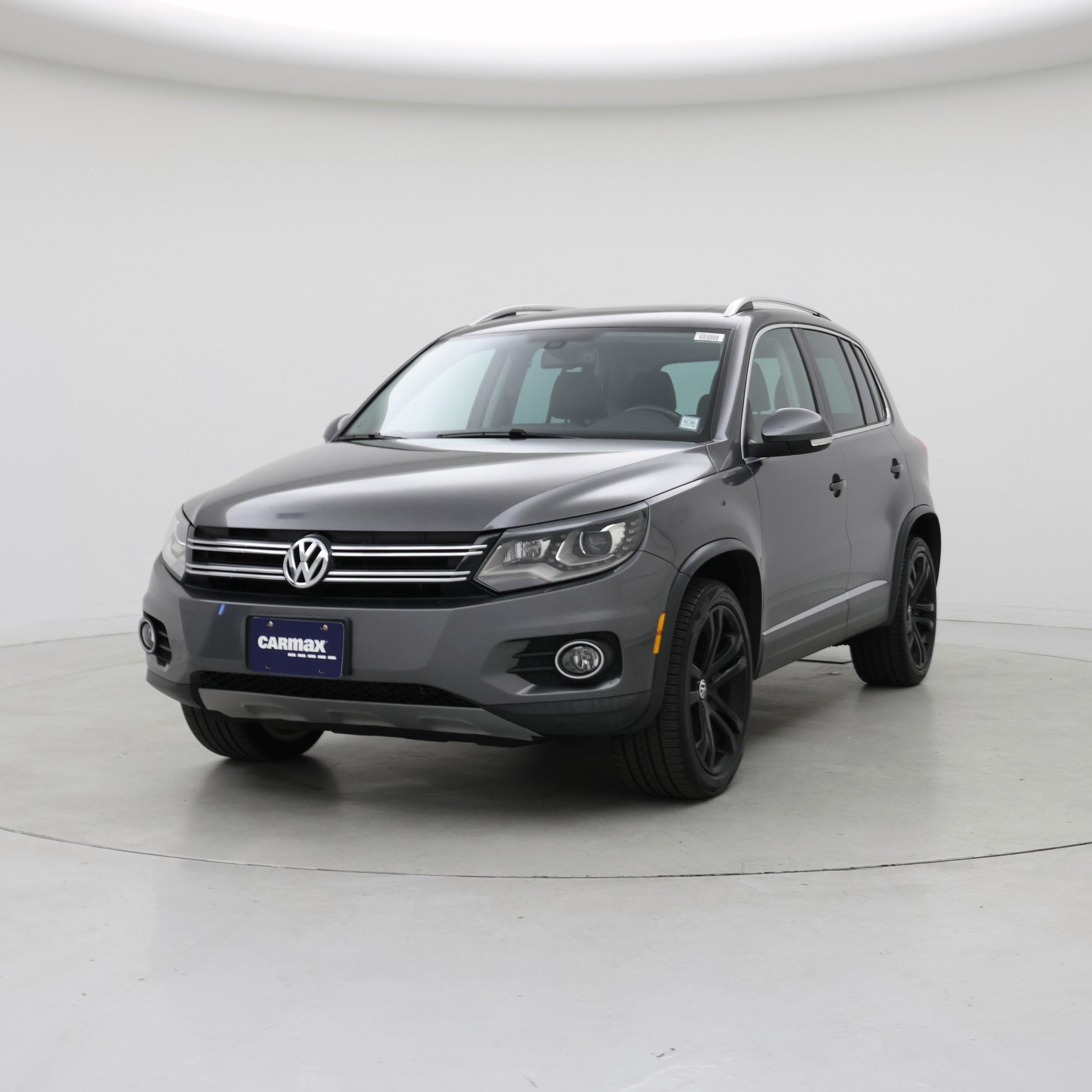 Thumbnail: 2016 Volkswagen Tiguan - 4