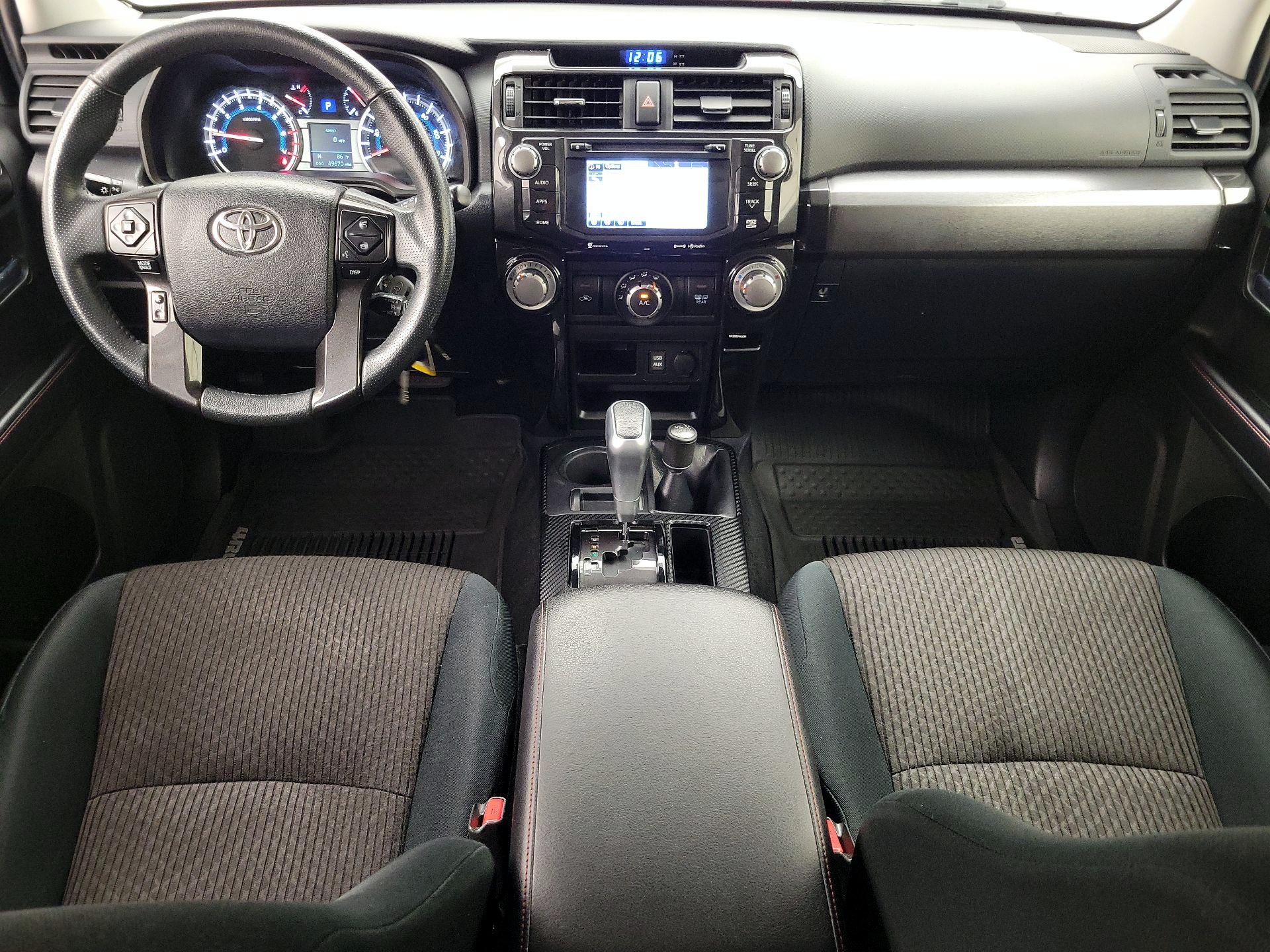 Thumbnail: 2017 Toyota 4Runner - 9
