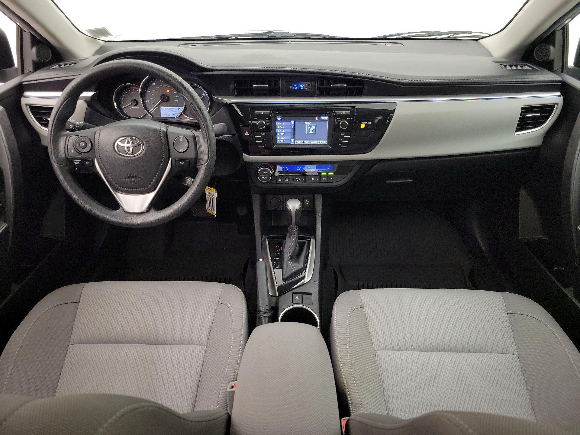 Thumbnail: 2015 Toyota Corolla - 9