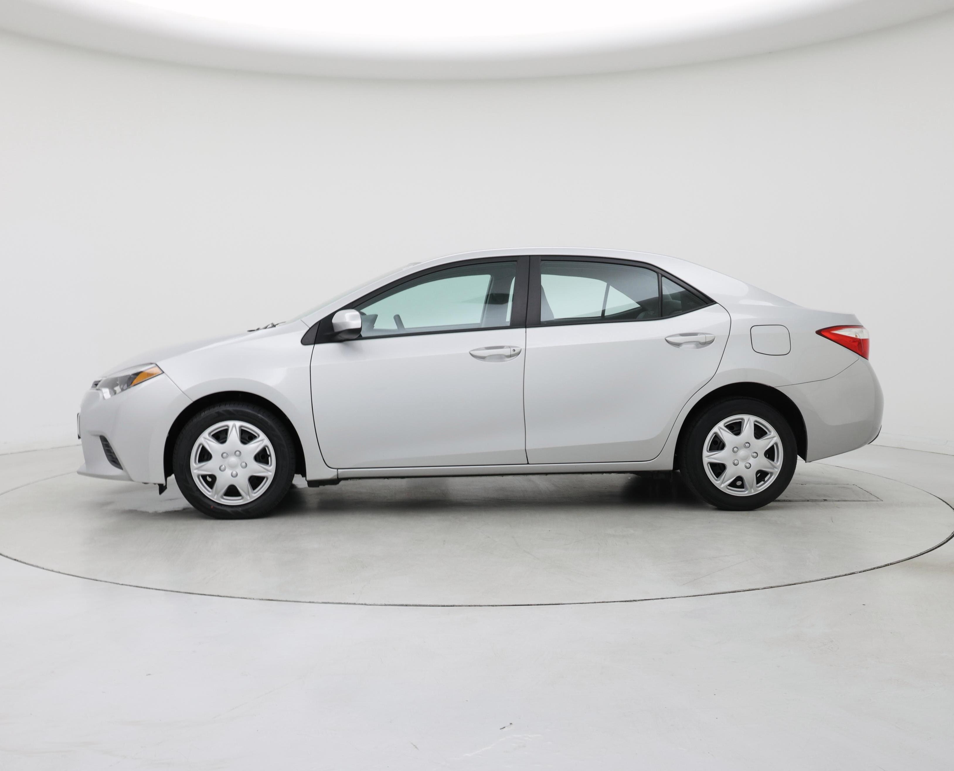 Thumbnail: 2015 Toyota Corolla - 3