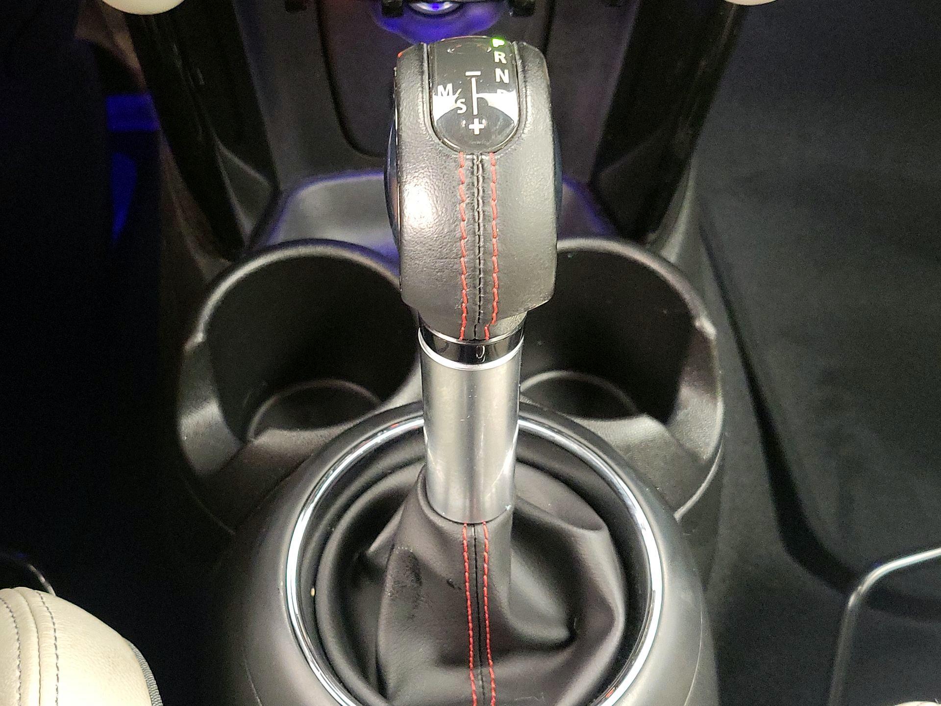 Thumbnail: 2019 MINI Cooper - 18