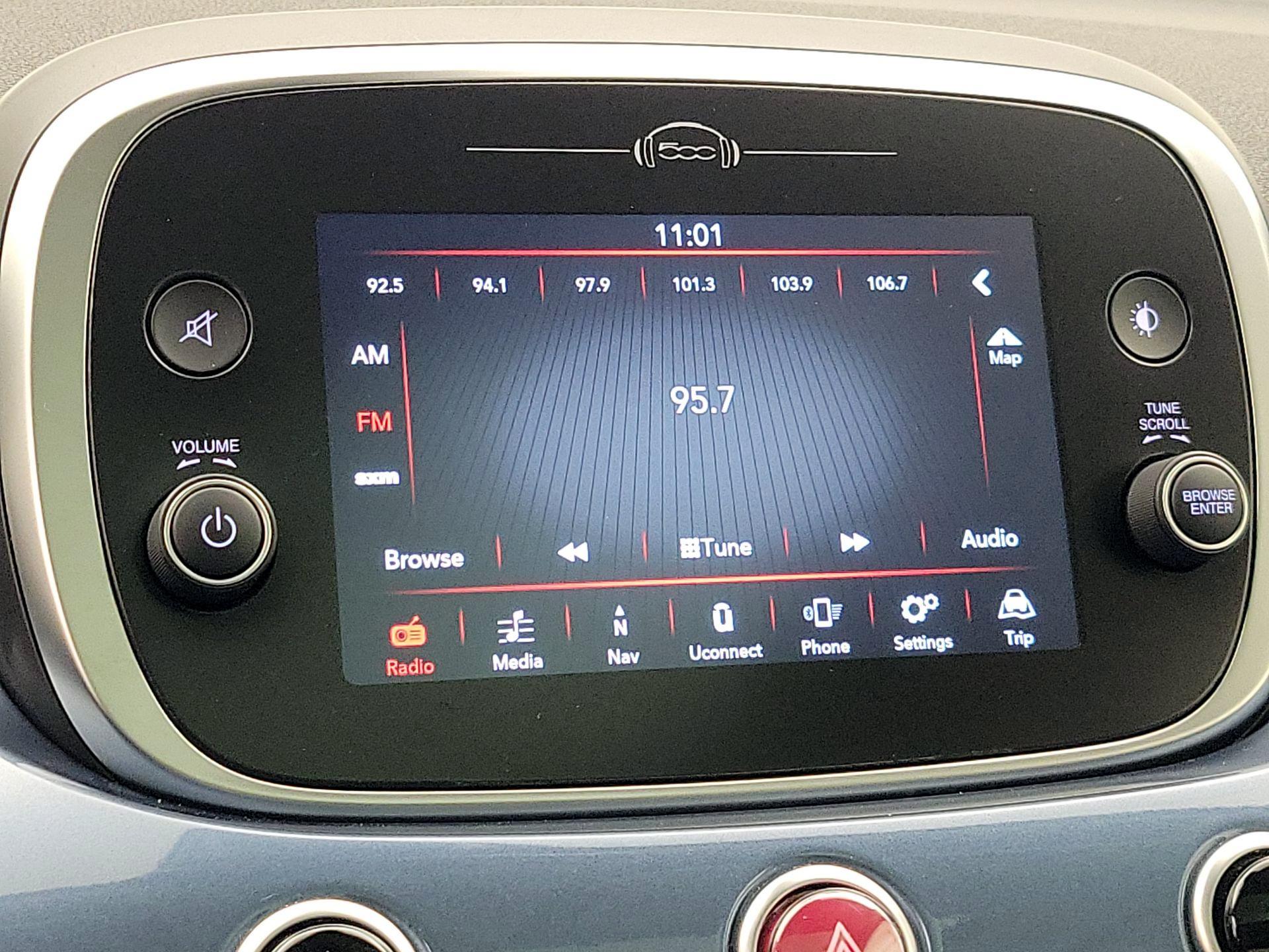 Thumbnail: 2019 Fiat 500X - 16